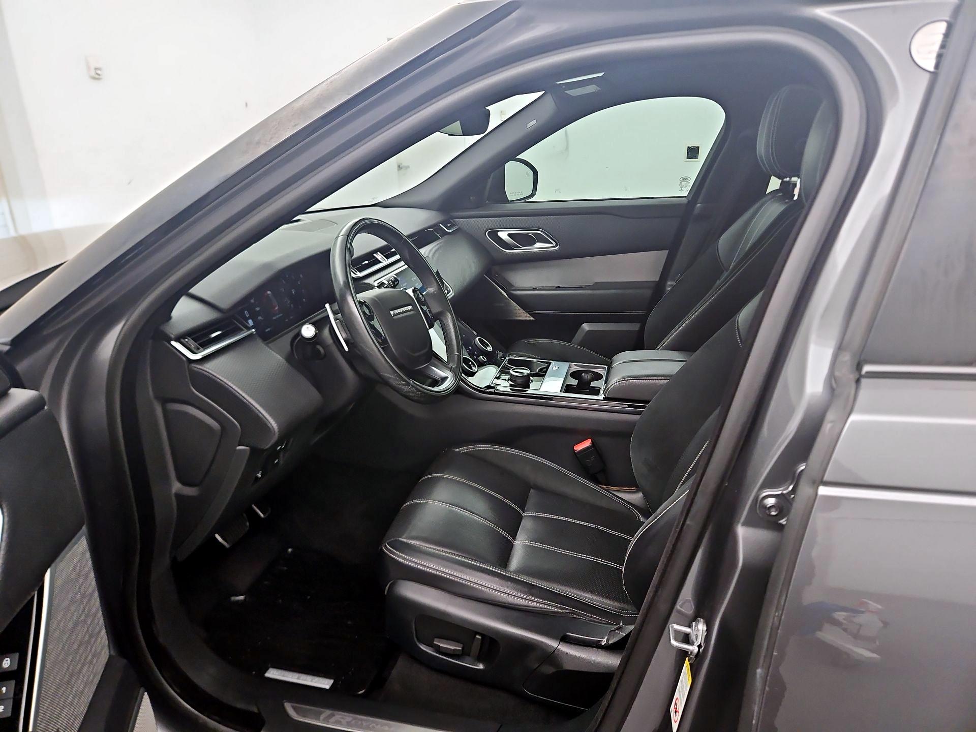 Thumbnail: 2018 Land Rover Range Rover Velar - 11