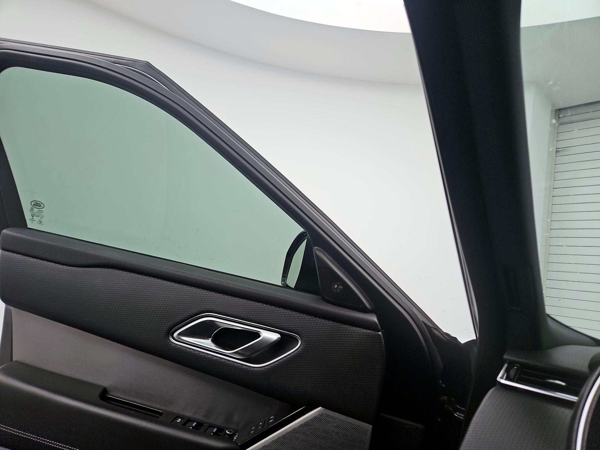 Thumbnail: 2018 Land Rover Range Rover Velar - 12