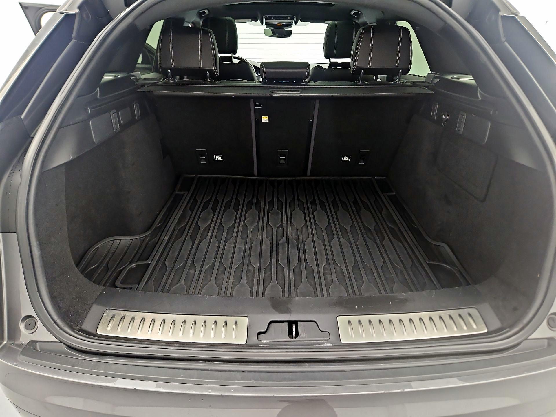 Thumbnail: 2018 Land Rover Range Rover Velar - 17