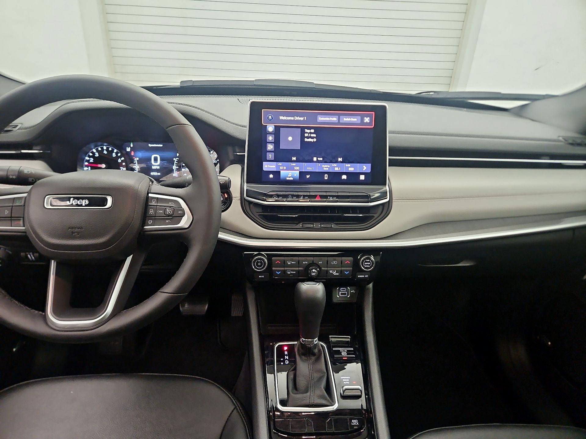 Thumbnail: 2024 Jeep Compass - 9