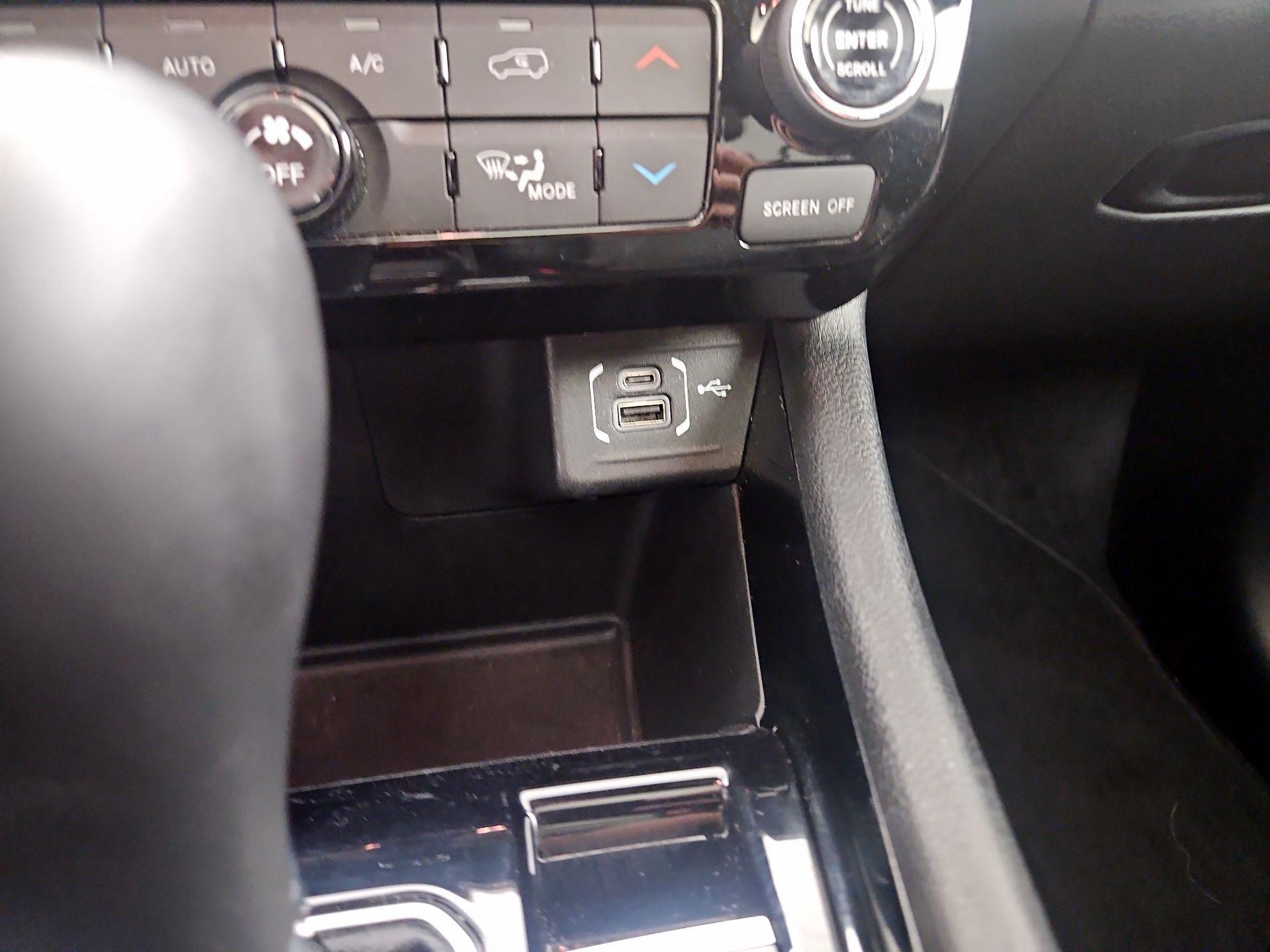 Thumbnail: 2024 Jeep Compass - 18
