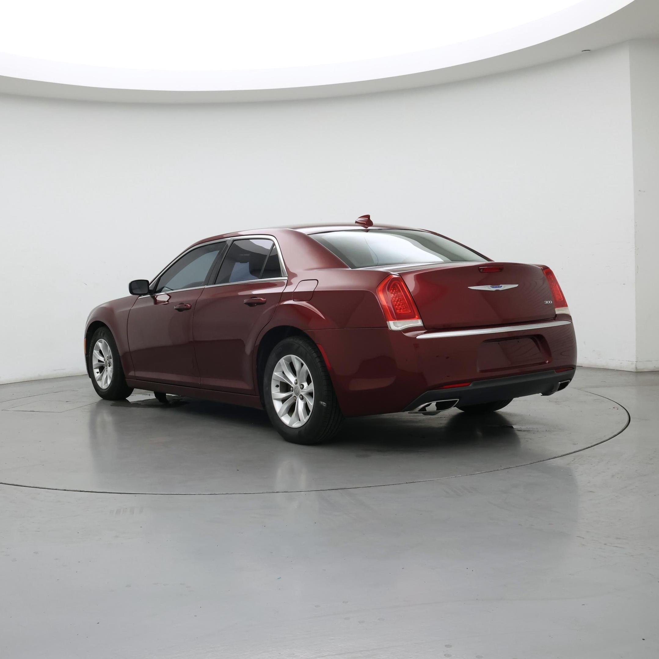 Thumbnail: 2018 Chrysler 300 - 2