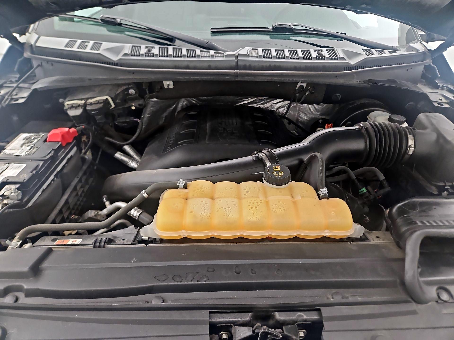 Thumbnail: 2015 Ford F-150 - 18