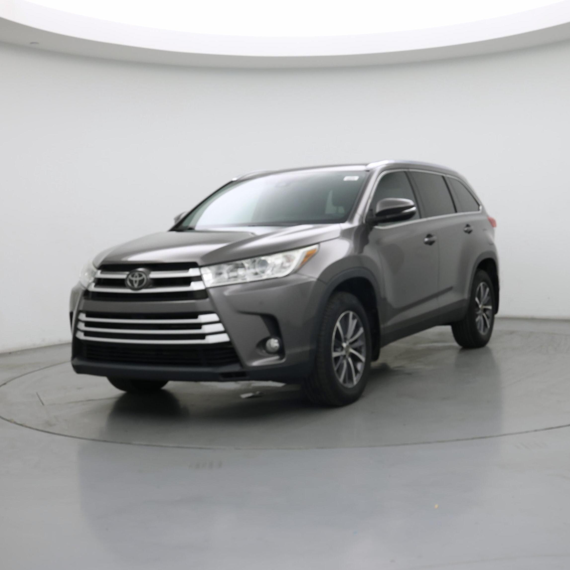 Thumbnail: 2019 Toyota Highlander - 4