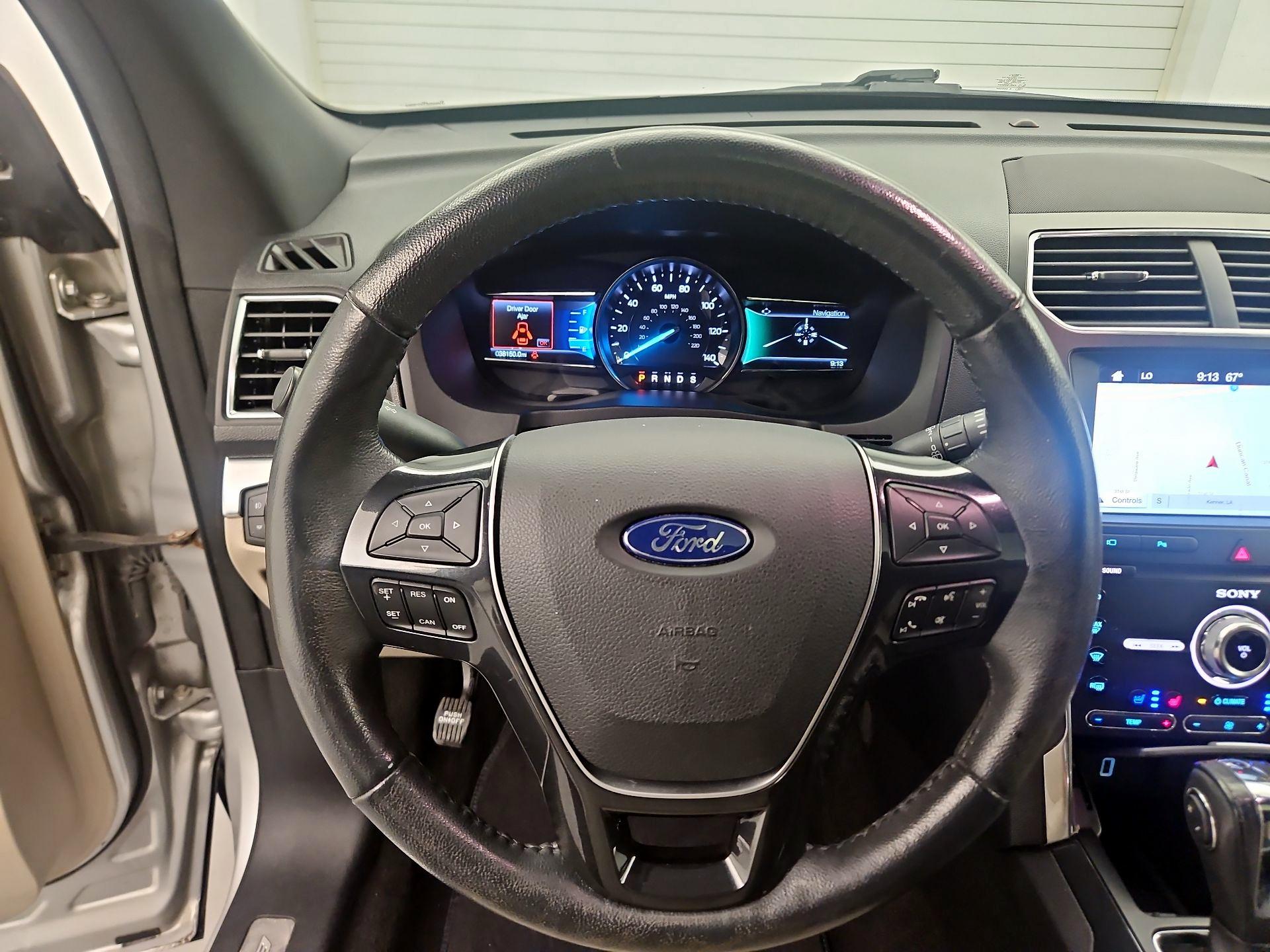 Thumbnail: 2019 Ford Explorer - 10
