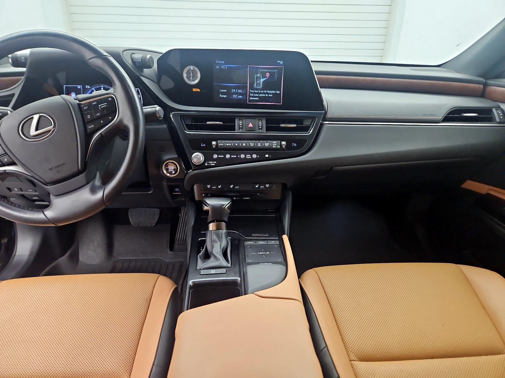 Thumbnail: 2022 Lexus ES - 9