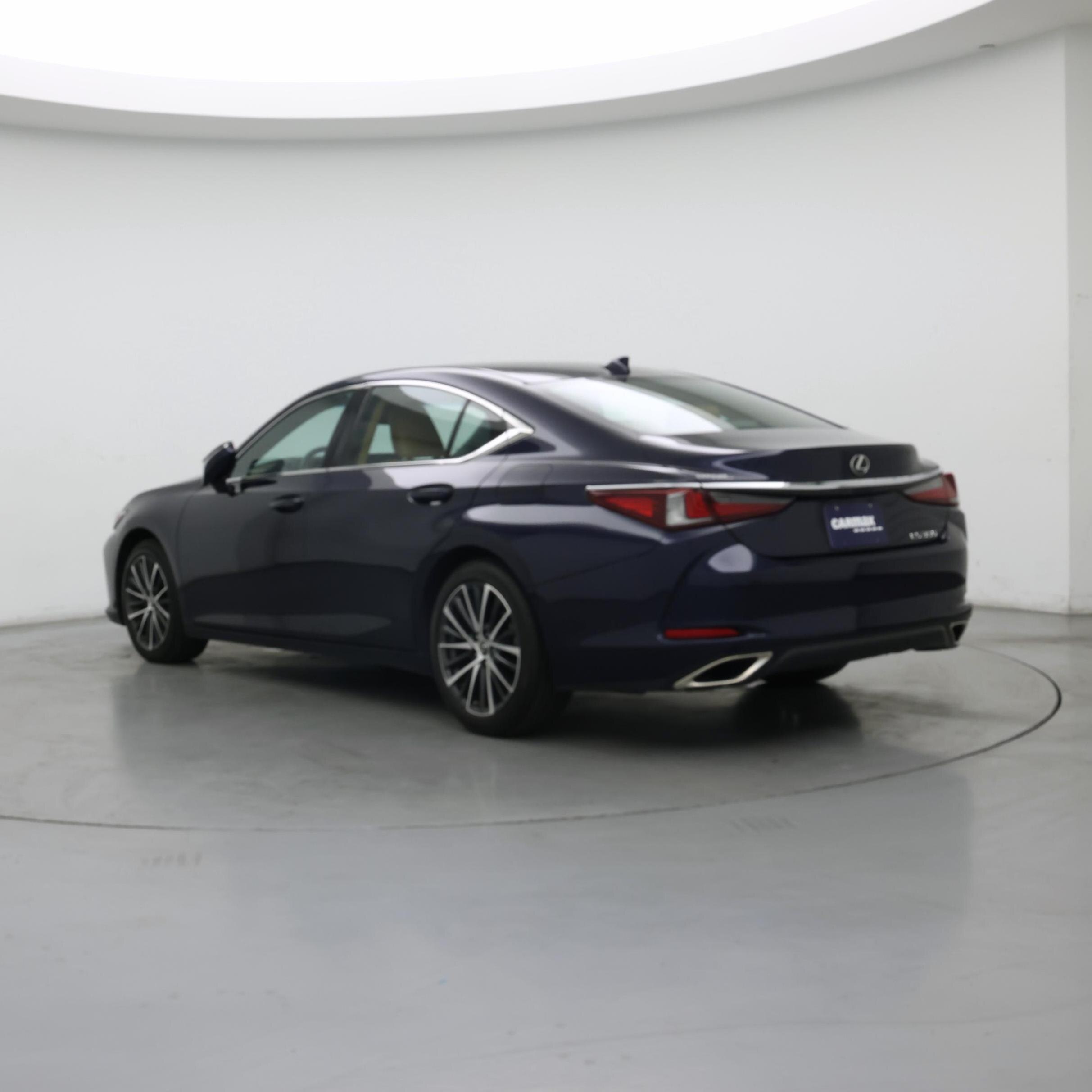 Thumbnail: 2022 Lexus ES - 2