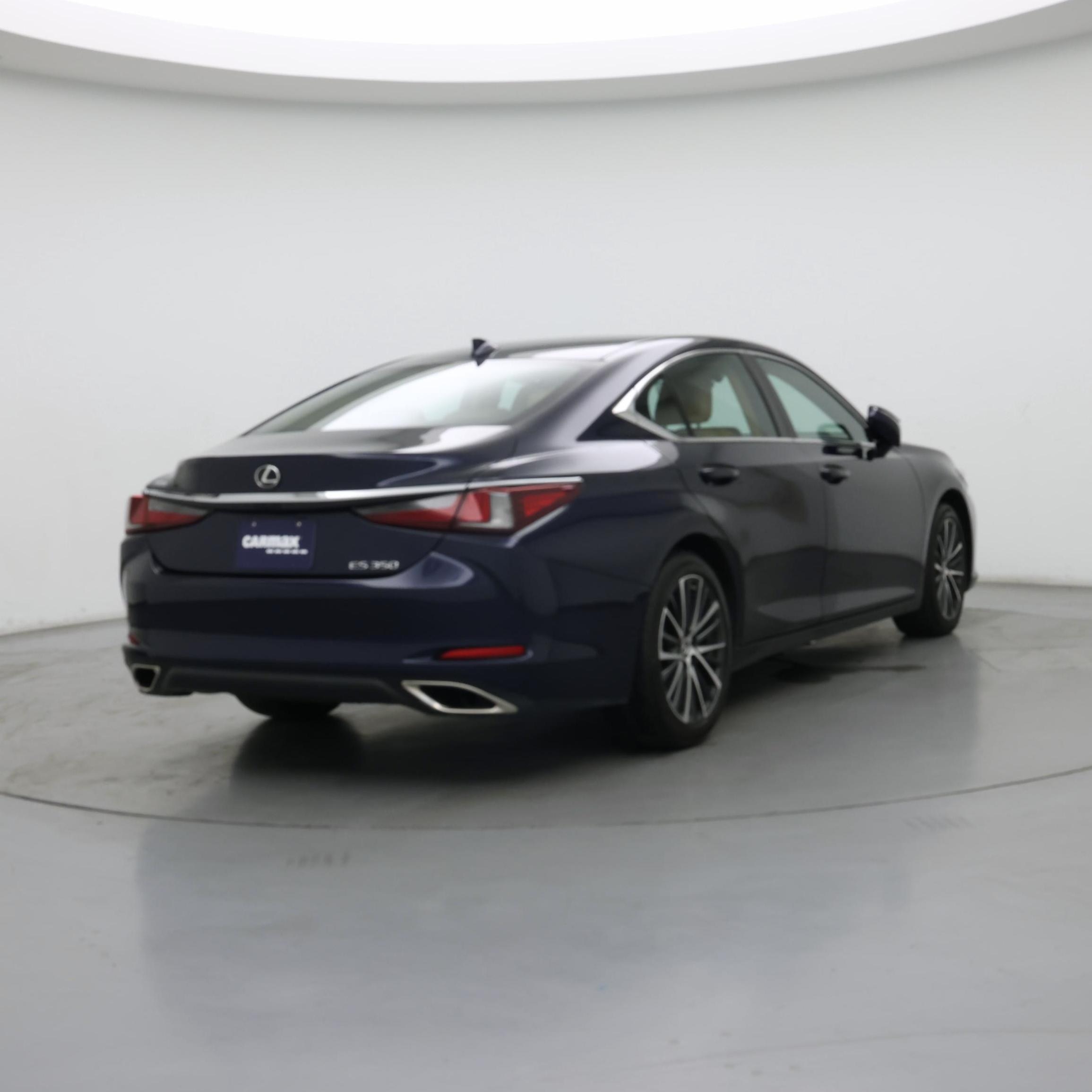 Thumbnail: 2022 Lexus ES - 8