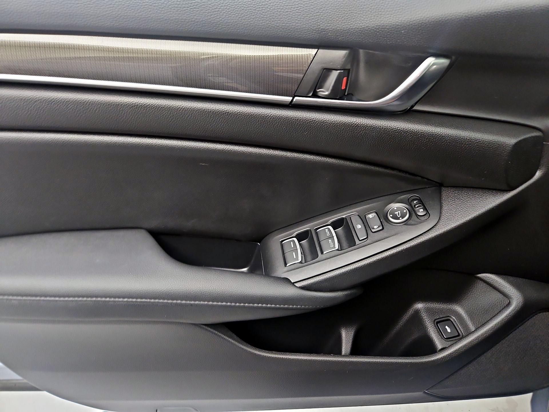 Thumbnail: 2022 Honda Accord - 12