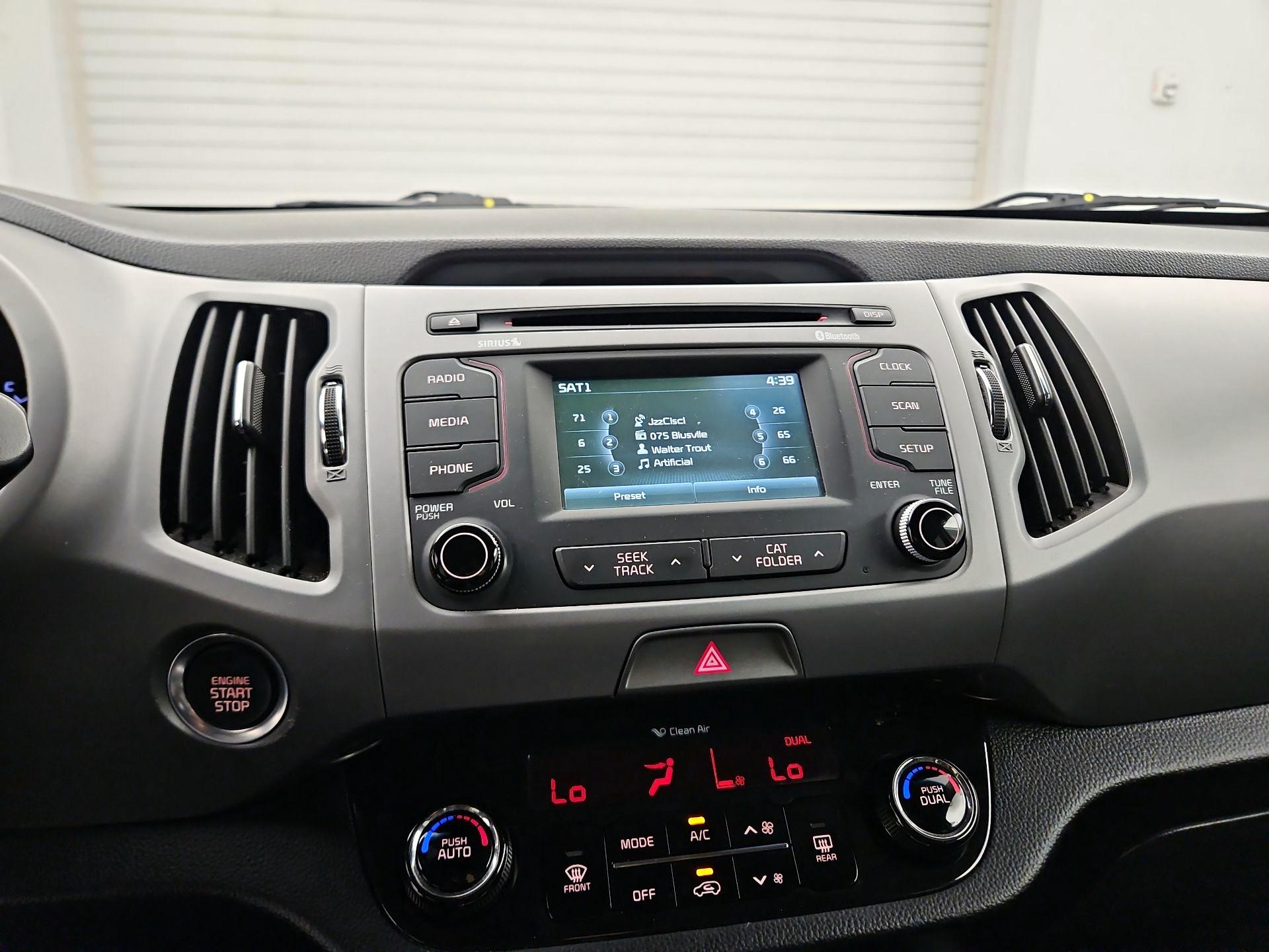 Thumbnail: 2016 Kia Sportage - 15