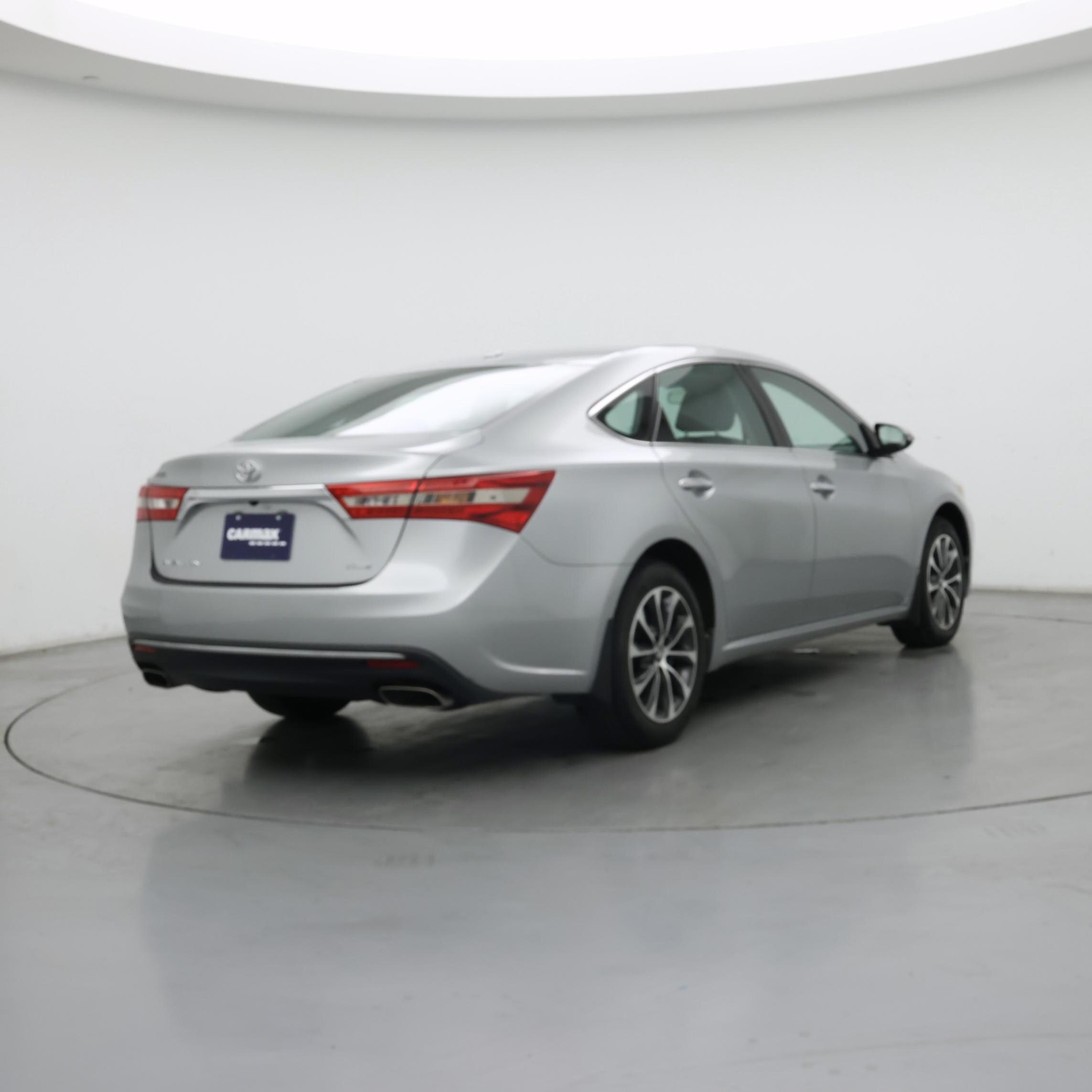 Thumbnail: 2018 Toyota Avalon - 8