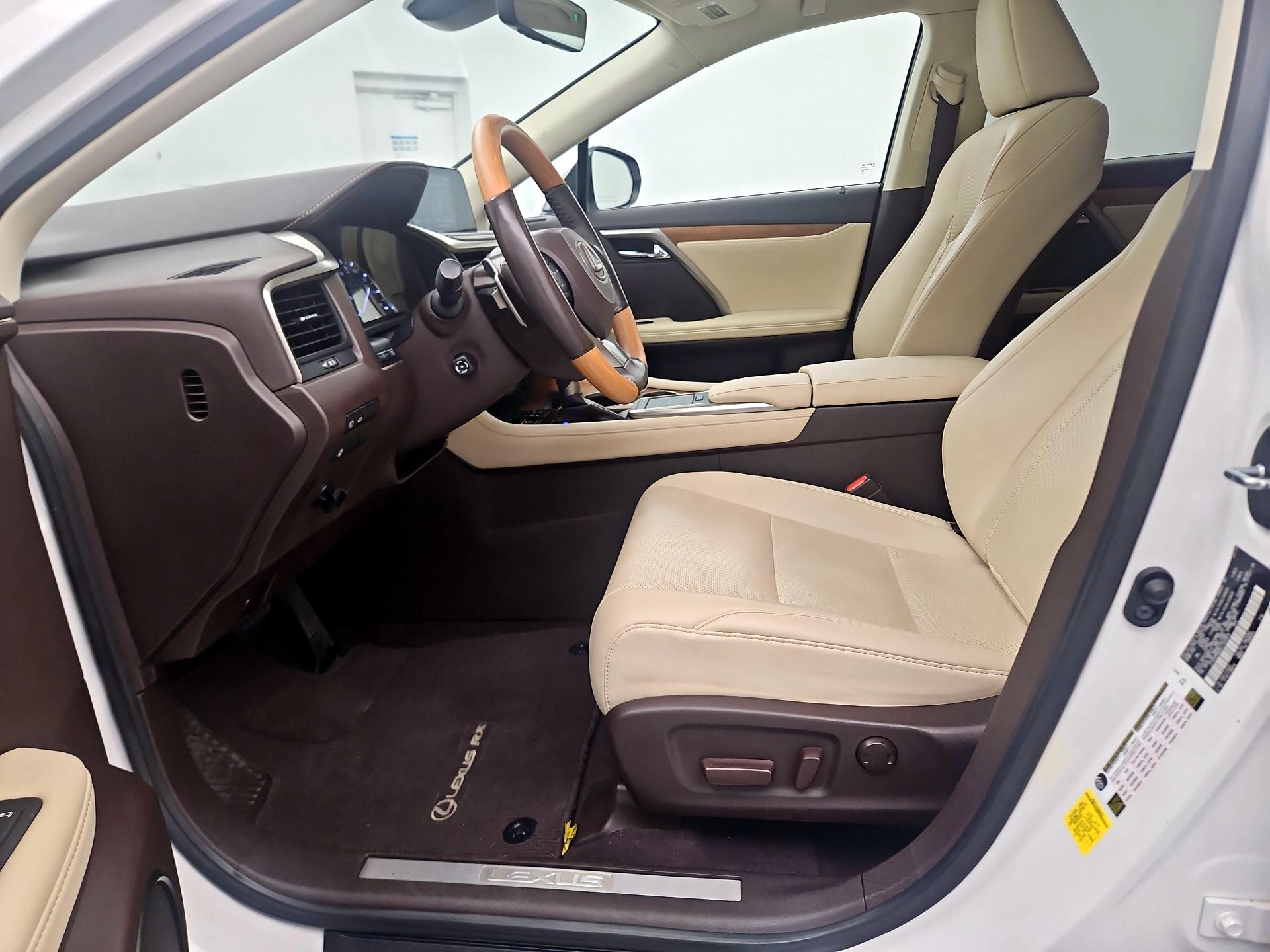 Thumbnail: 2020 Lexus RX - 9