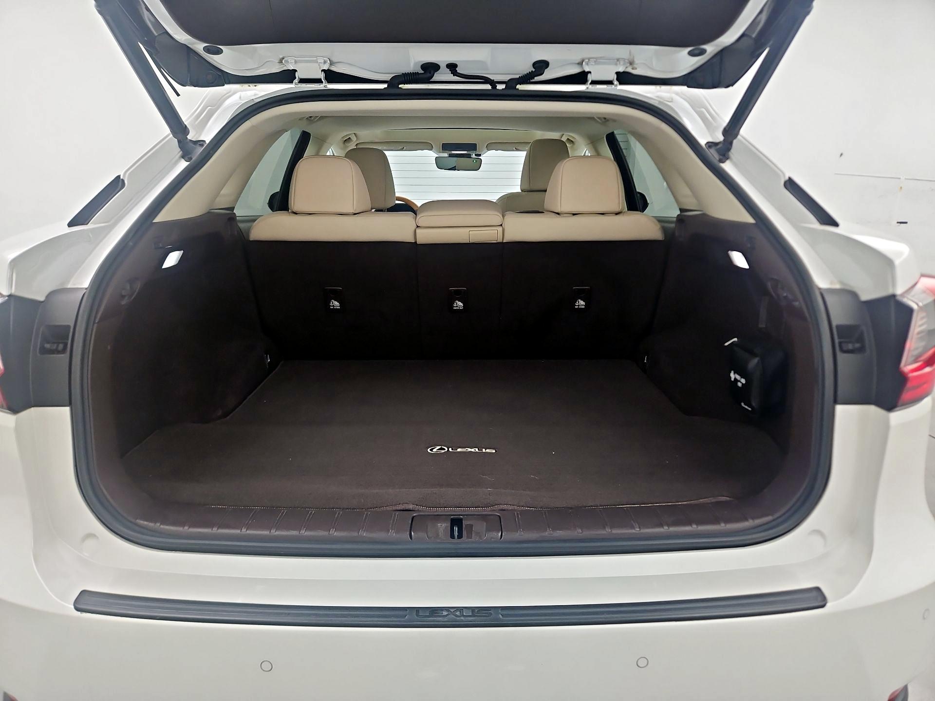 Thumbnail: 2020 Lexus RX - 18