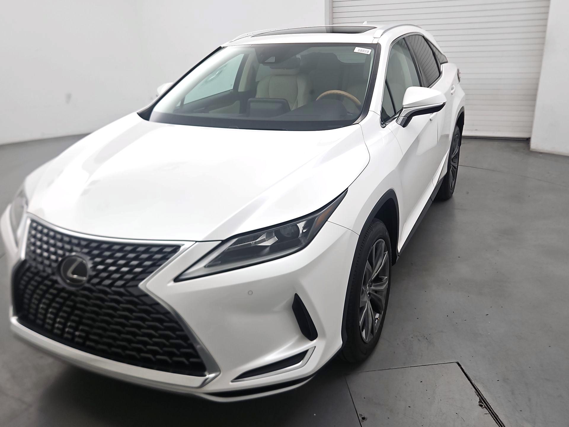 Thumbnail: 2020 Lexus RX - 3
