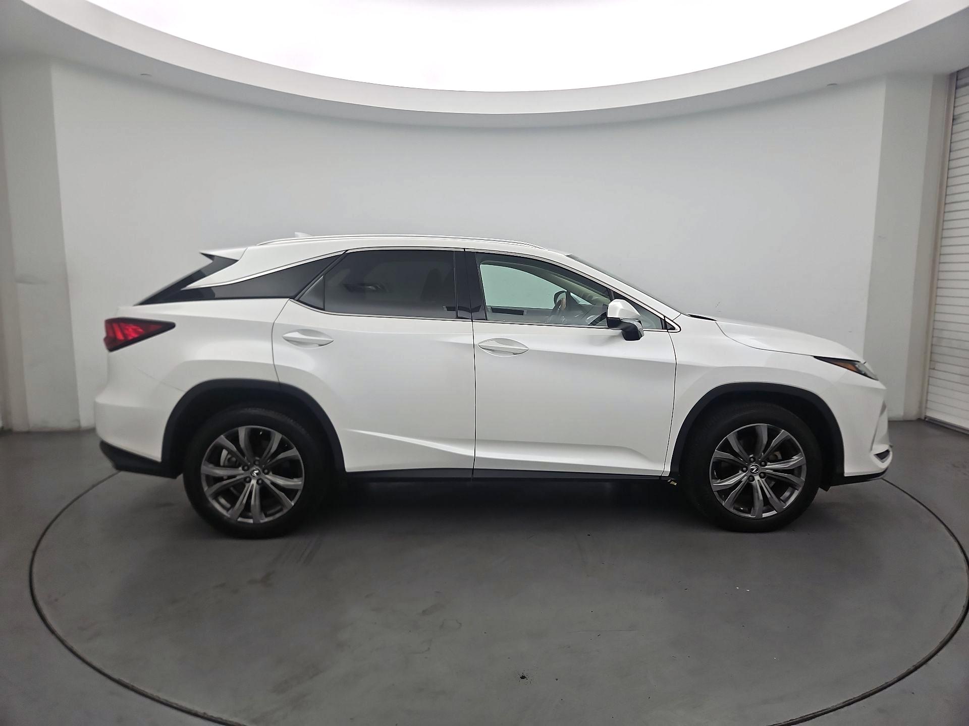 Thumbnail: 2020 Lexus RX - 4