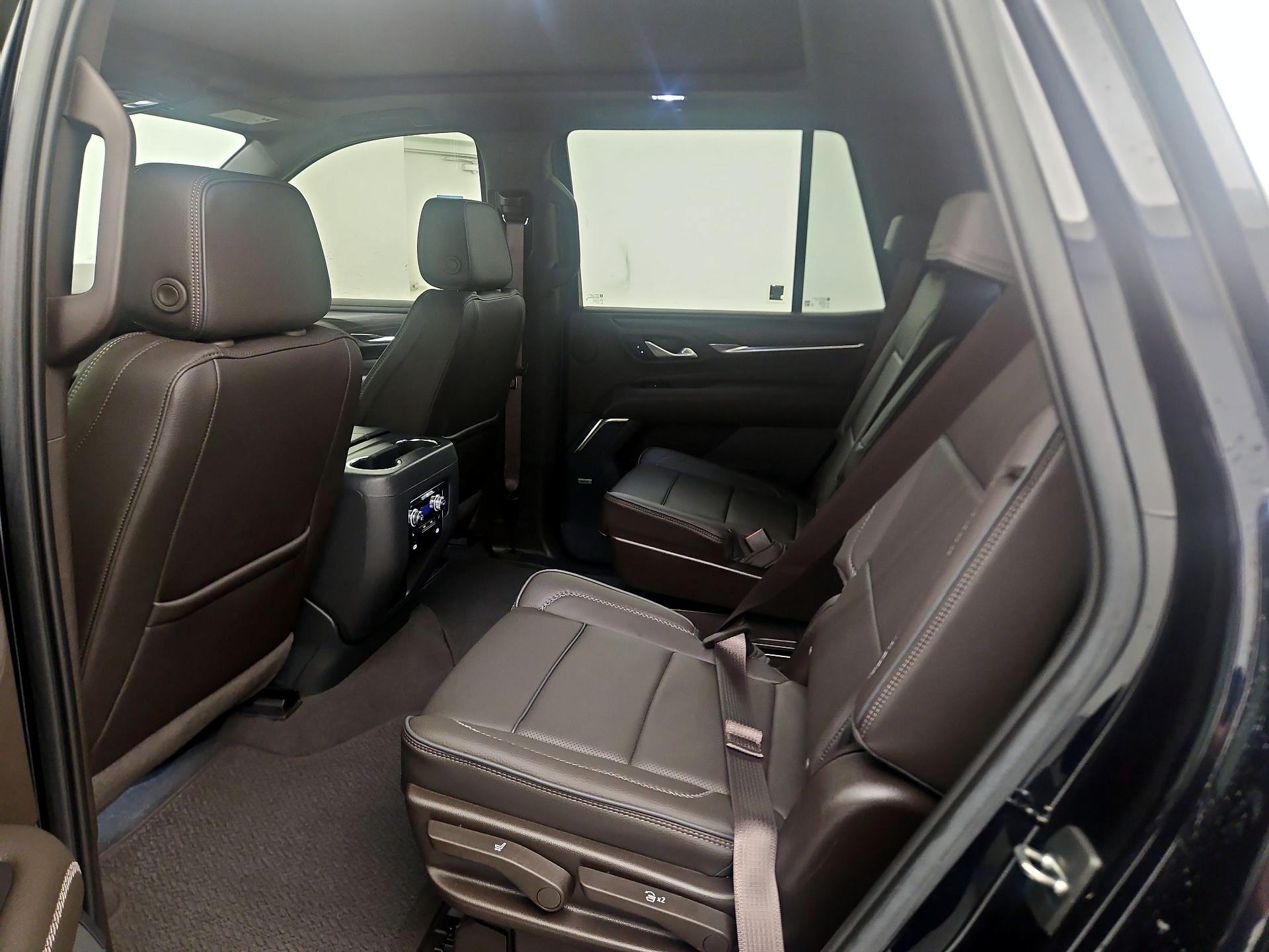 Thumbnail: 2022 GMC Yukon - 16