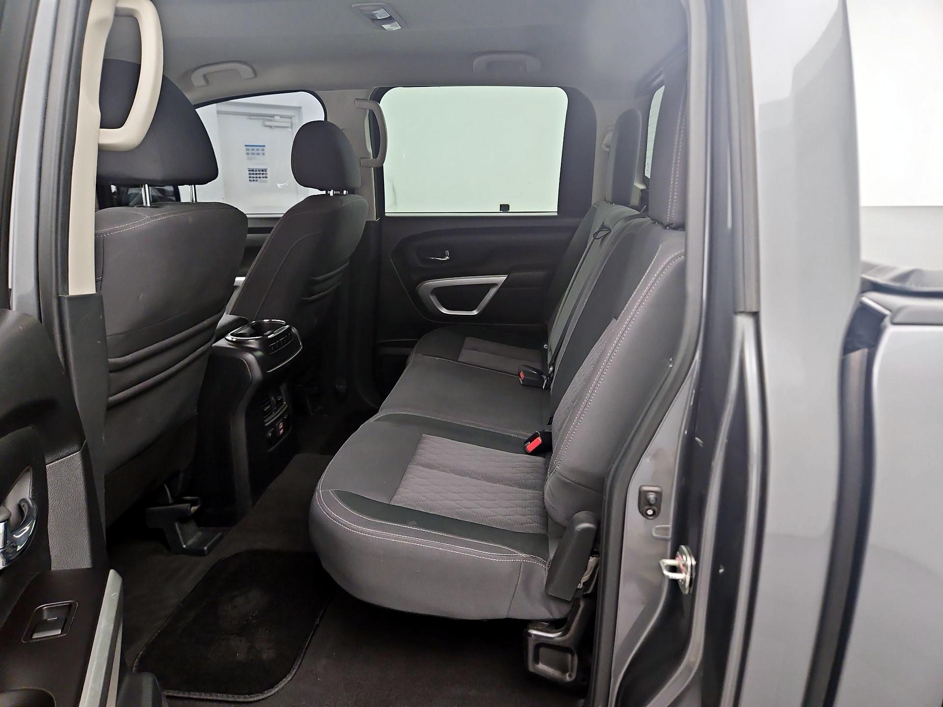 Thumbnail: 2020 Nissan Titan - 16