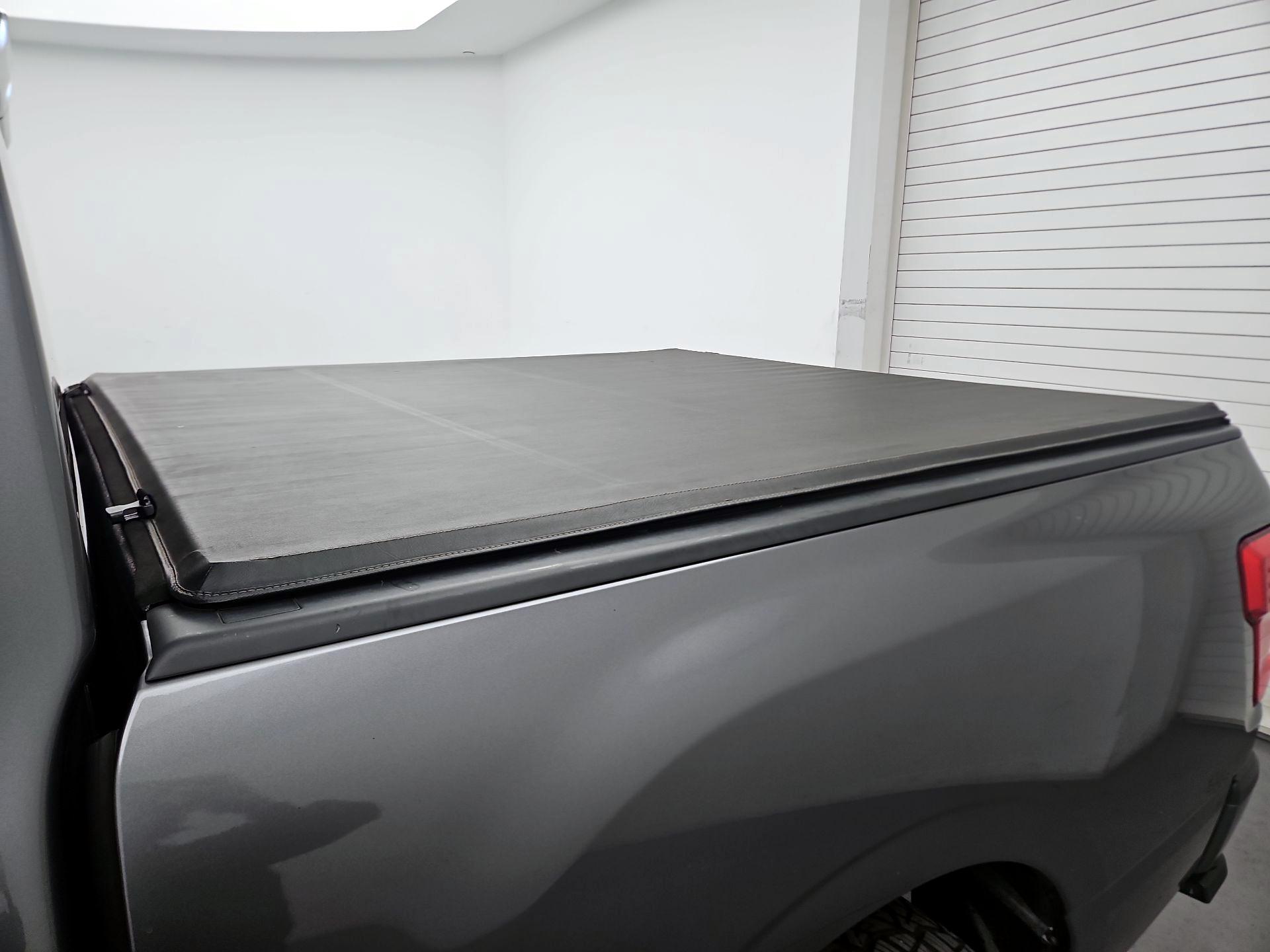 Thumbnail: 2020 Nissan Titan - 17