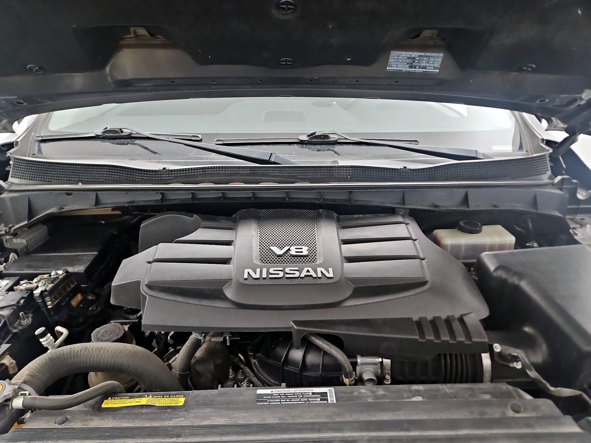 Thumbnail: 2020 Nissan Titan - 18