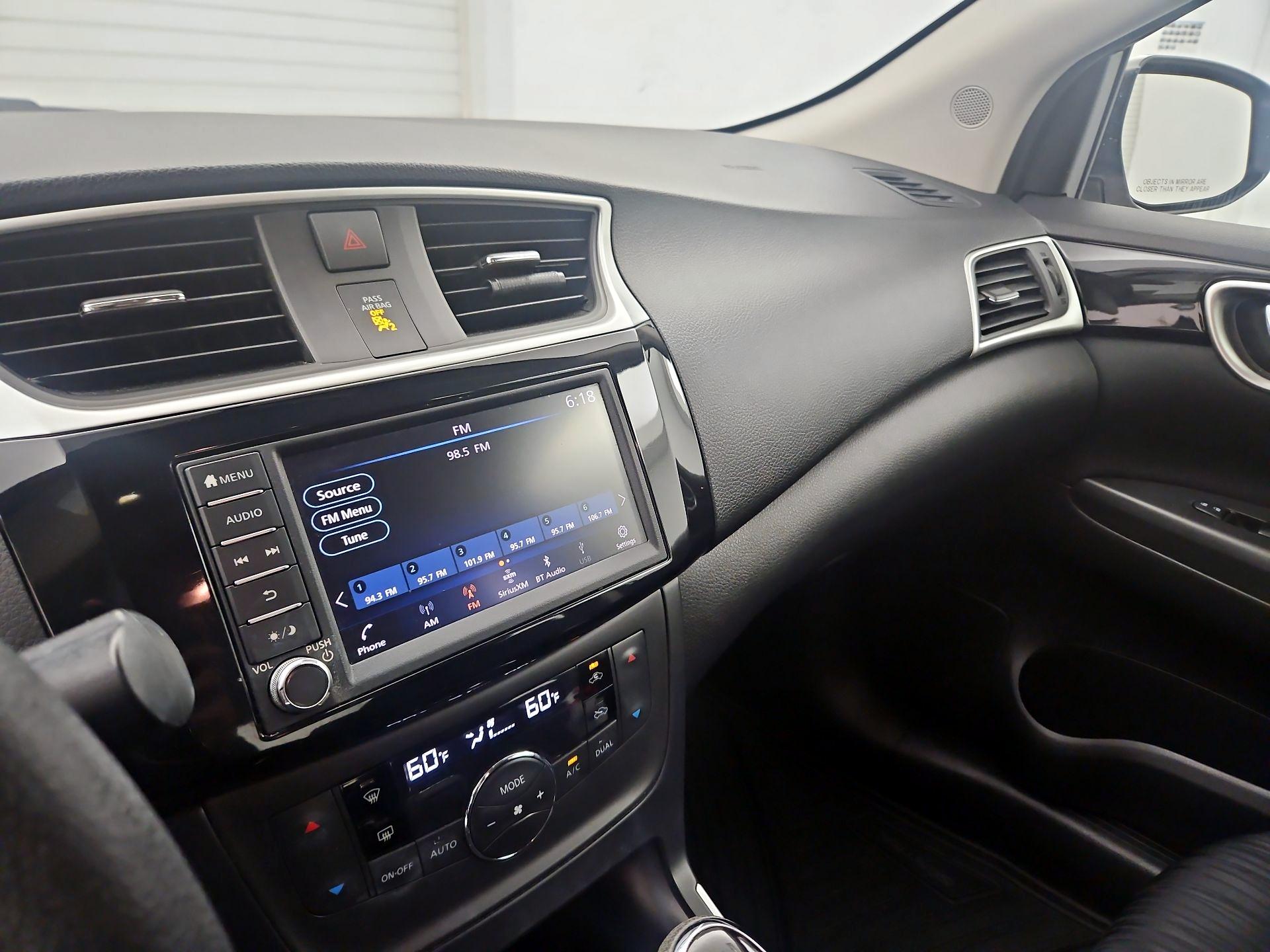 Thumbnail: 2019 Nissan Sentra - 14