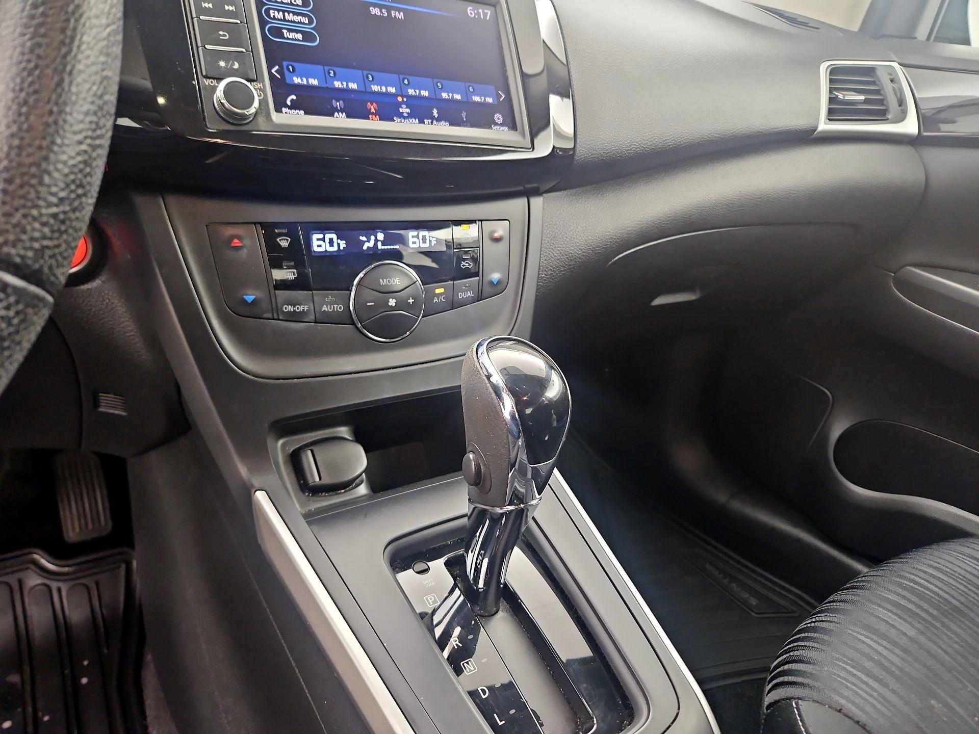 Thumbnail: 2019 Nissan Sentra - 15