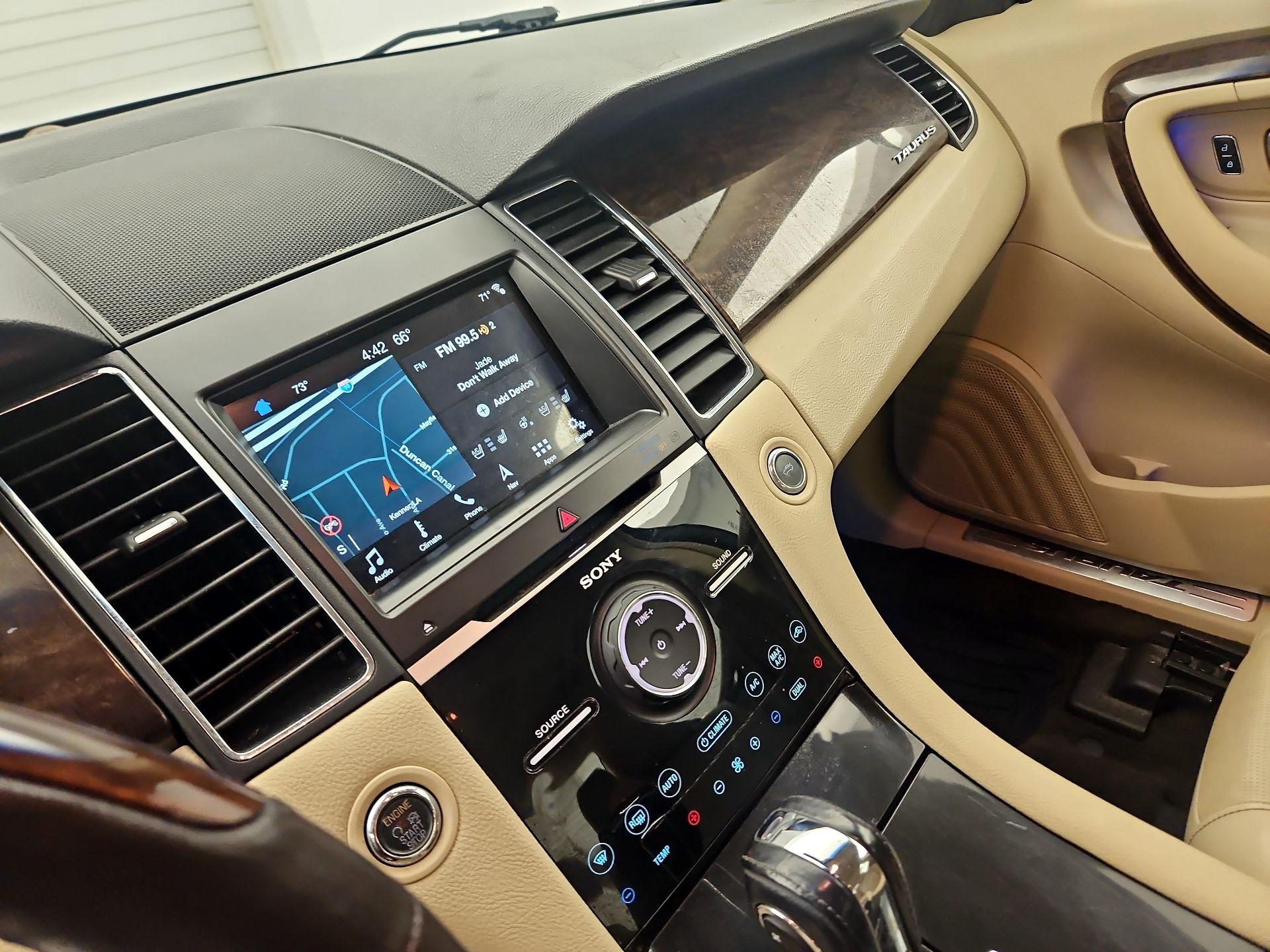 Thumbnail: 2018 Ford Taurus - 14