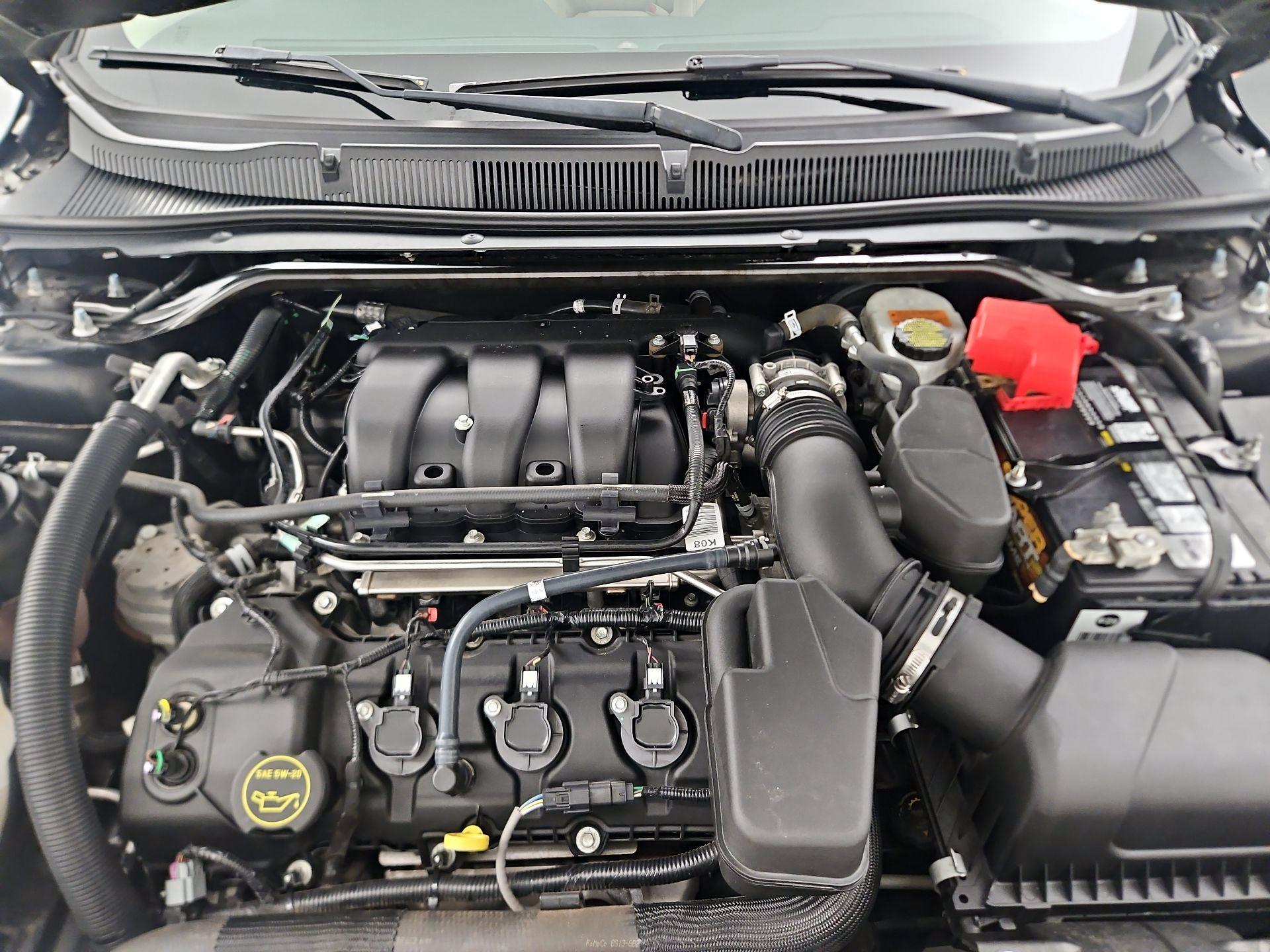 Thumbnail: 2018 Ford Taurus - 18