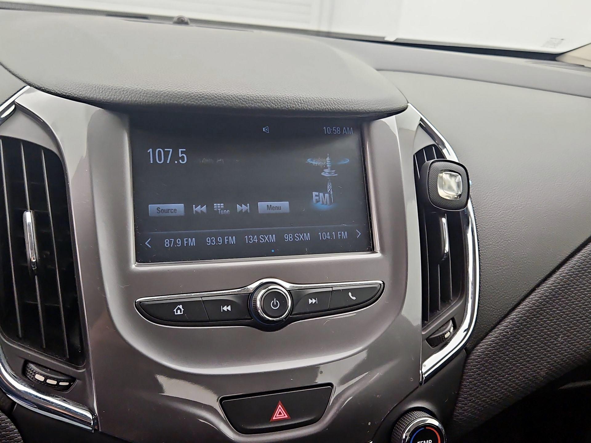 Thumbnail: 2018 Chevrolet Cruze - 15