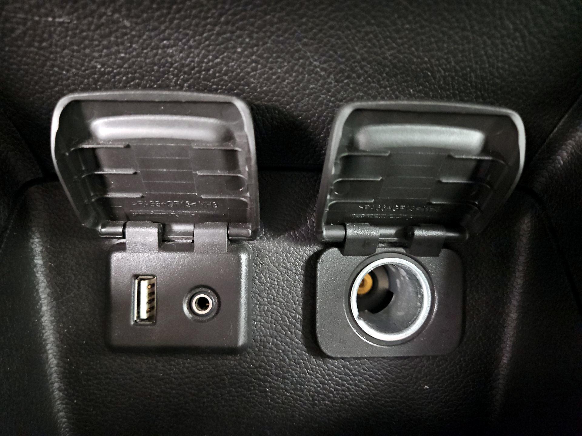 Thumbnail: 2018 Chevrolet Cruze - 18