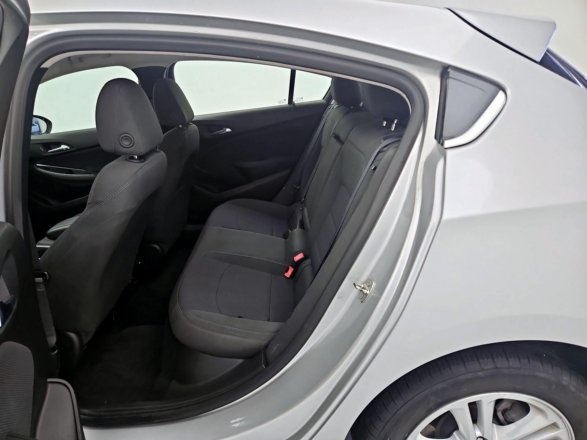 Thumbnail: 2018 Chevrolet Cruze - 19