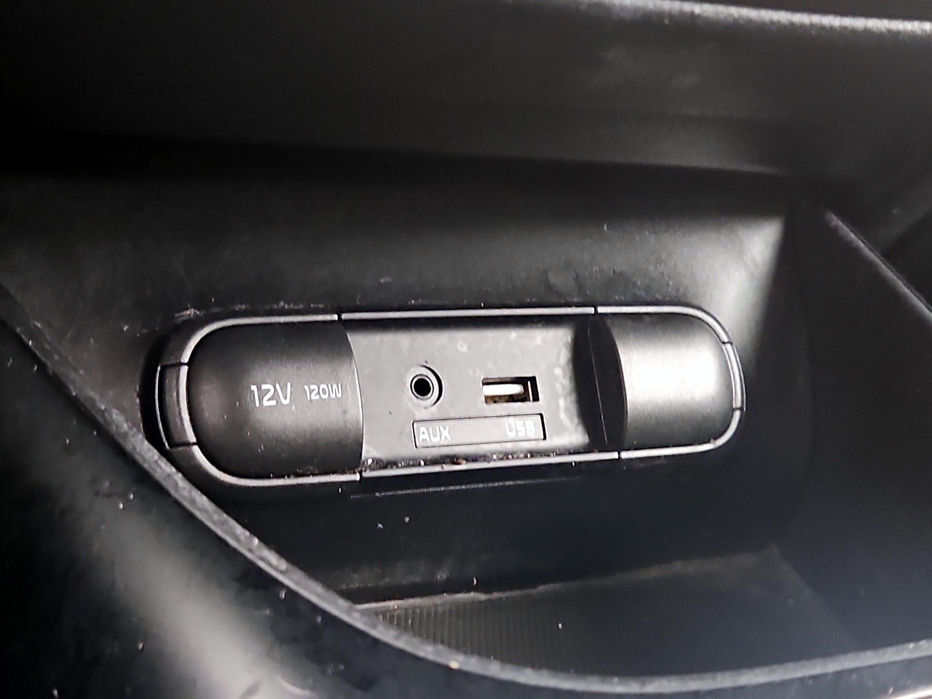 Thumbnail: 2016 Kia Soul - 17