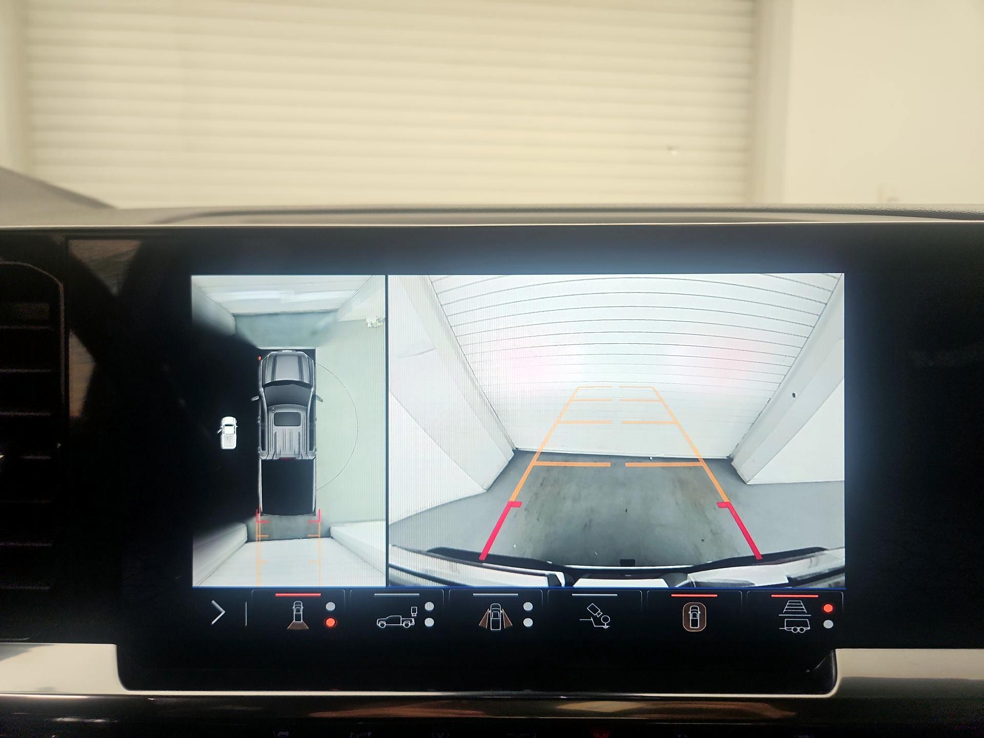 Thumbnail: 2025 GMC Sierra 1500 - 14