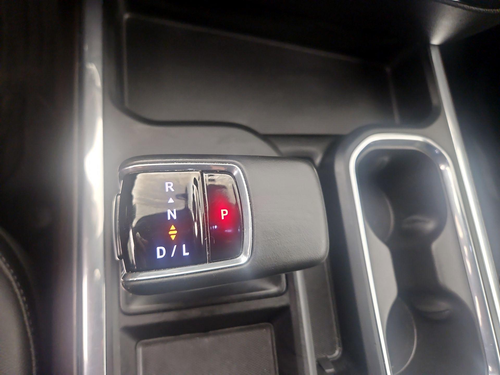 Thumbnail: 2025 GMC Sierra 1500 - 17