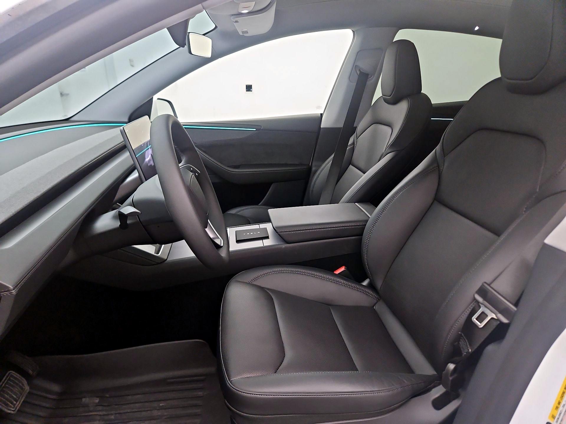 Thumbnail: 2026 Tesla Model Y - 11