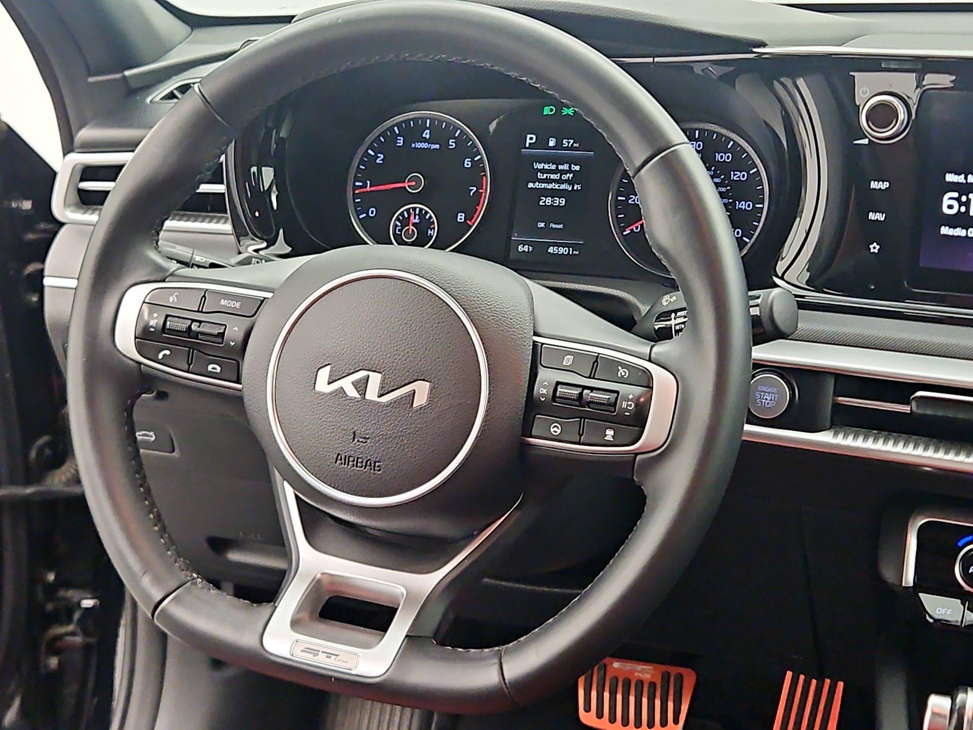 Thumbnail: 2023 Kia K5 - 10