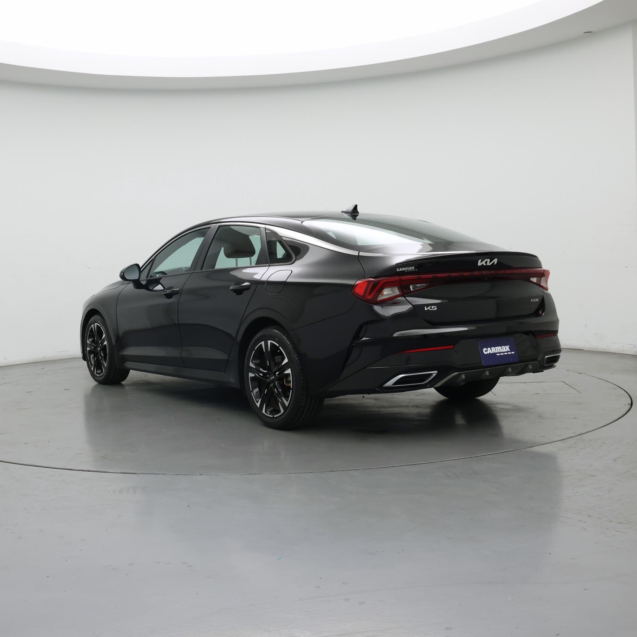 Thumbnail: 2023 Kia K5 - 2