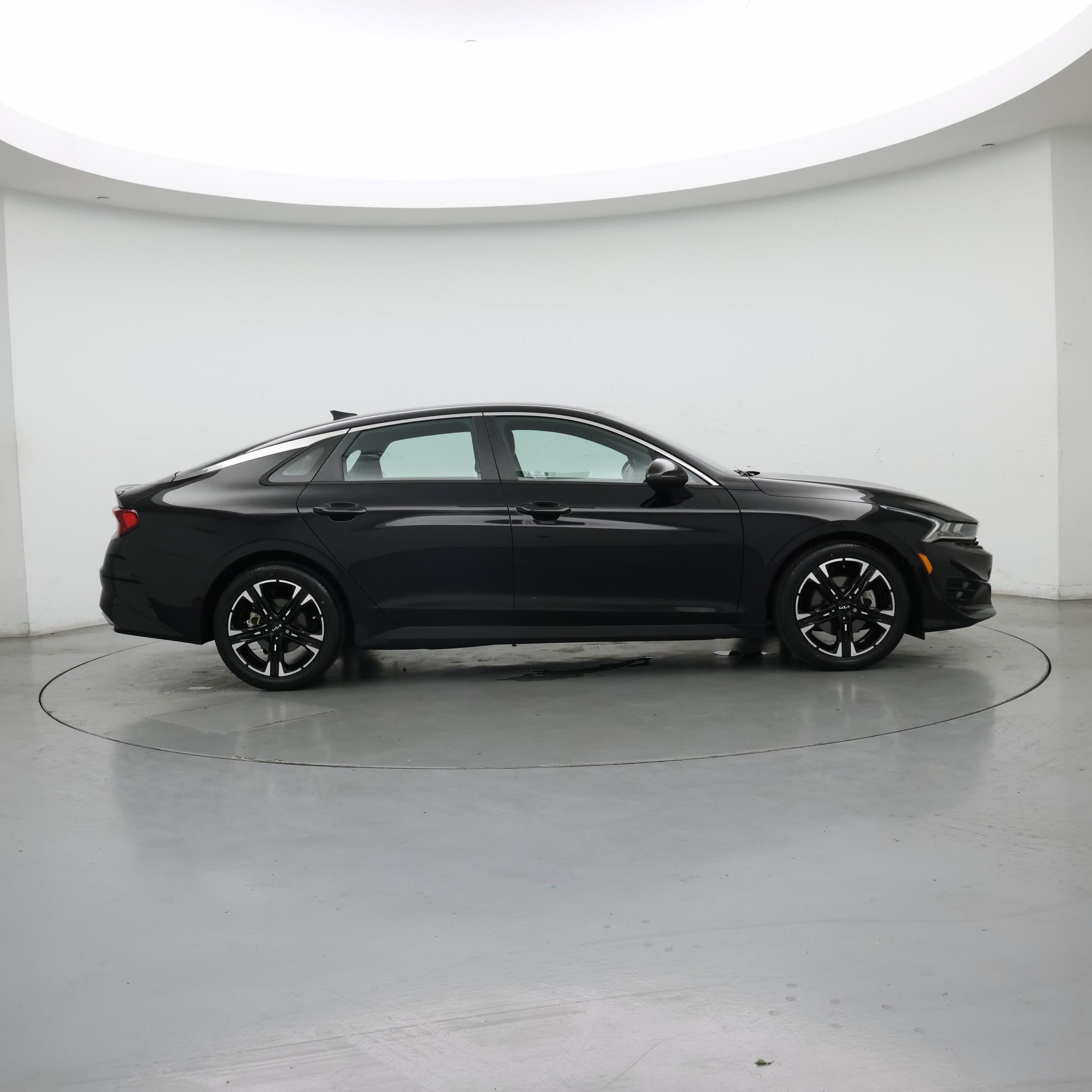 Thumbnail: 2023 Kia K5 - 7