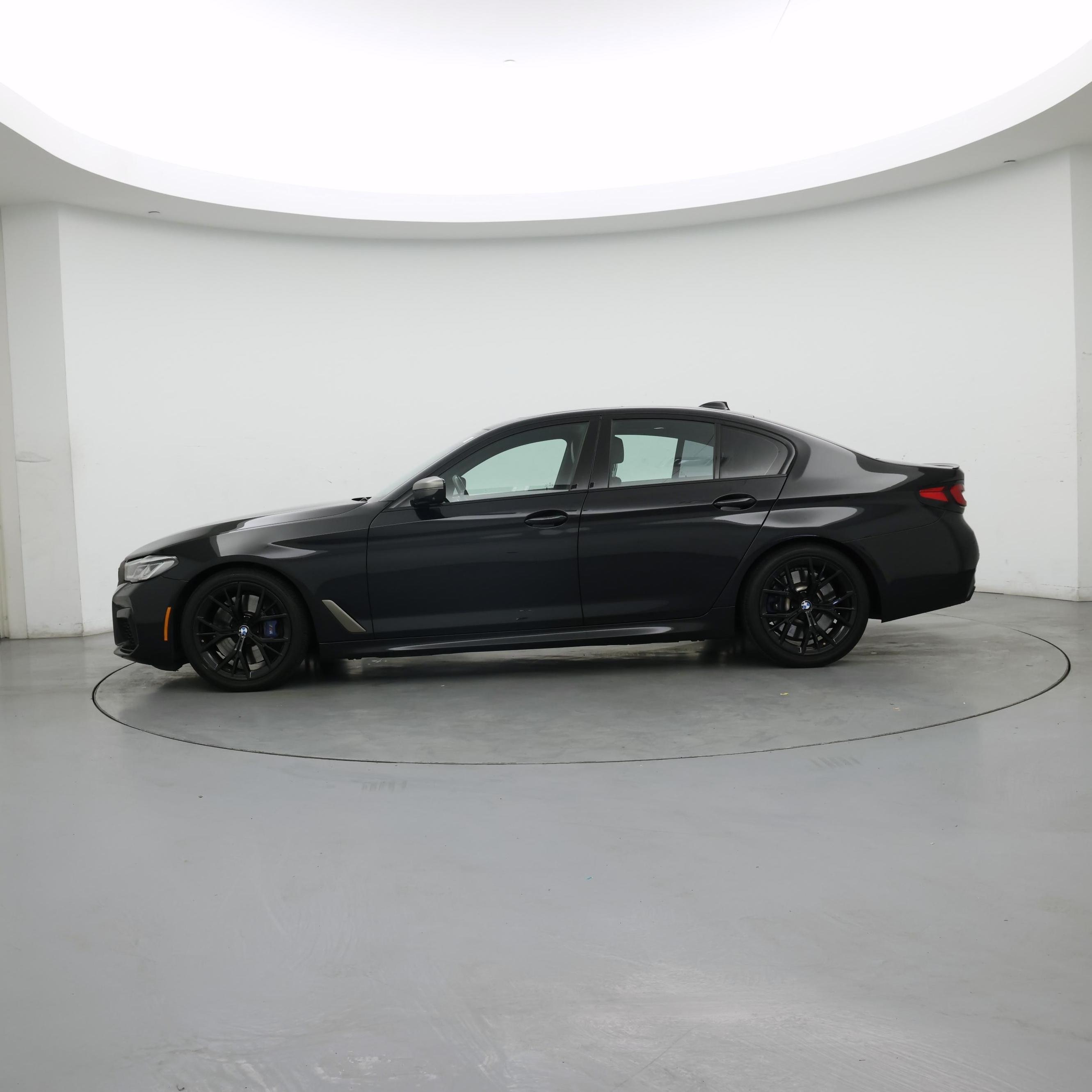 Thumbnail: 2021 BMW 5 Series - 3