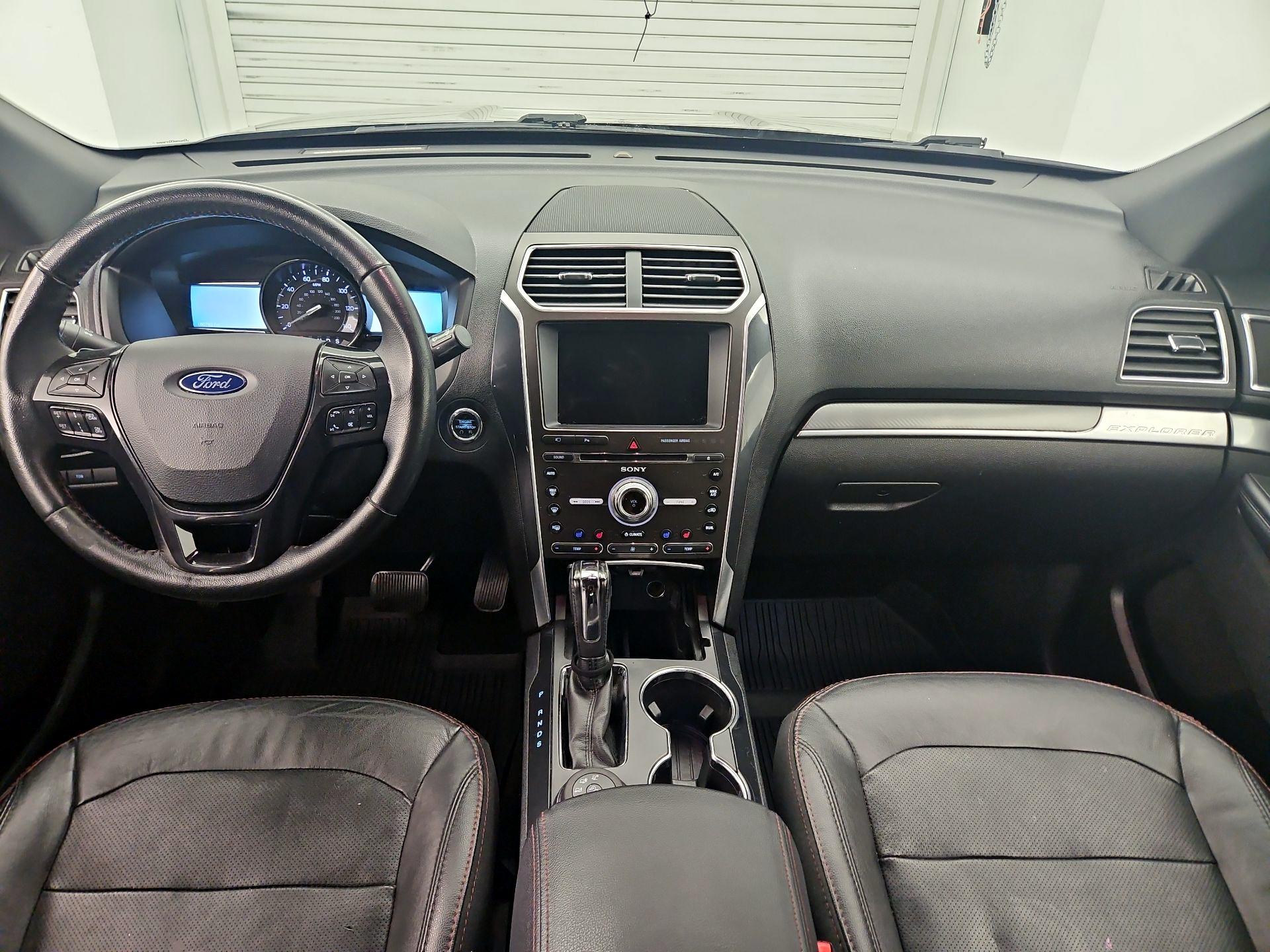 Thumbnail: 2018 Ford Explorer - 9