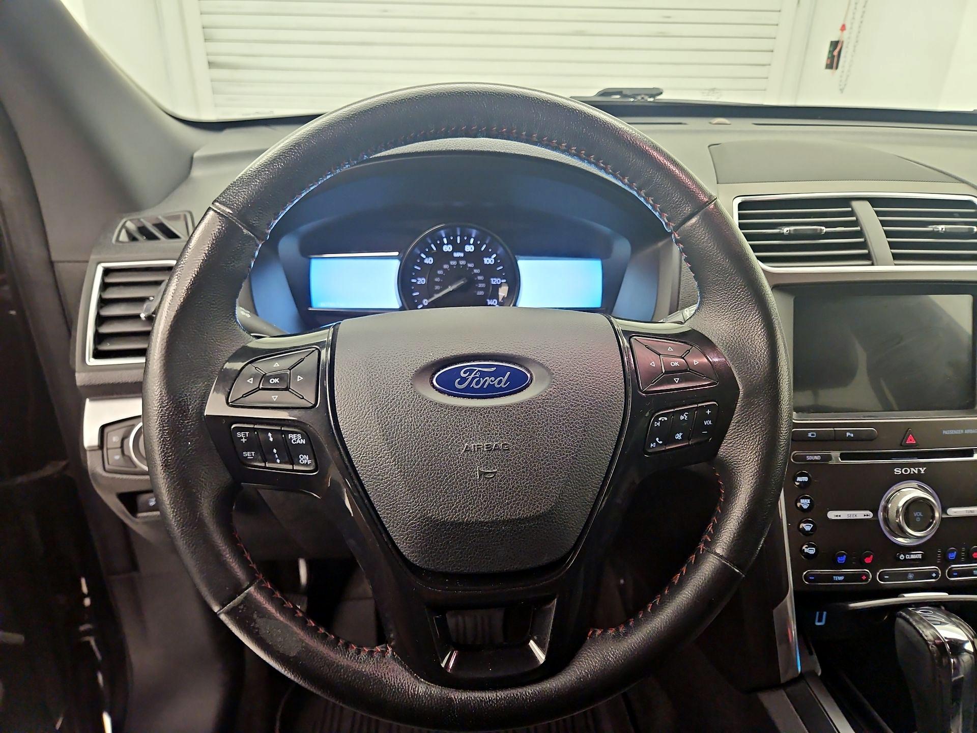 Thumbnail: 2018 Ford Explorer - 10