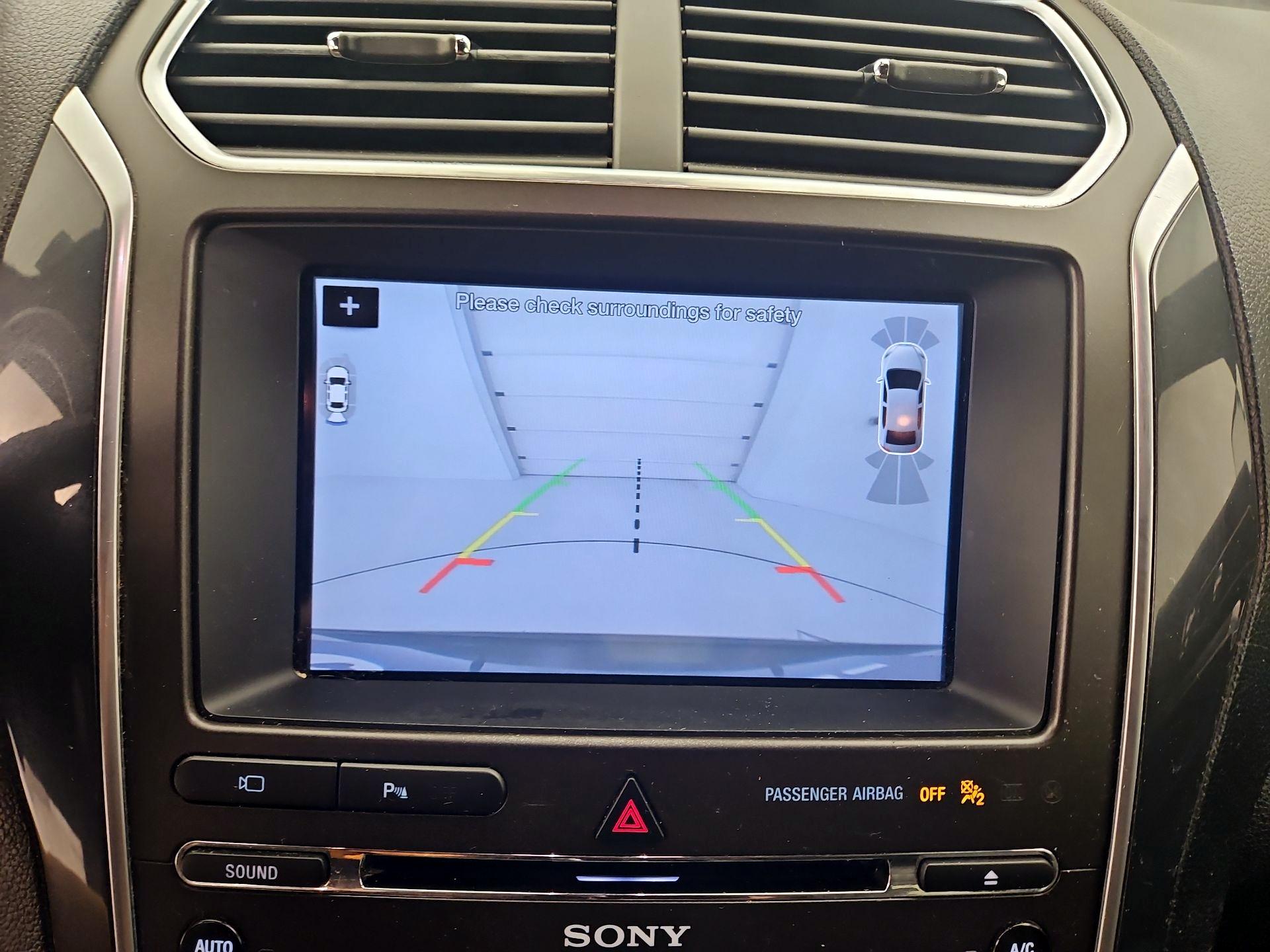 Thumbnail: 2018 Ford Explorer - 15