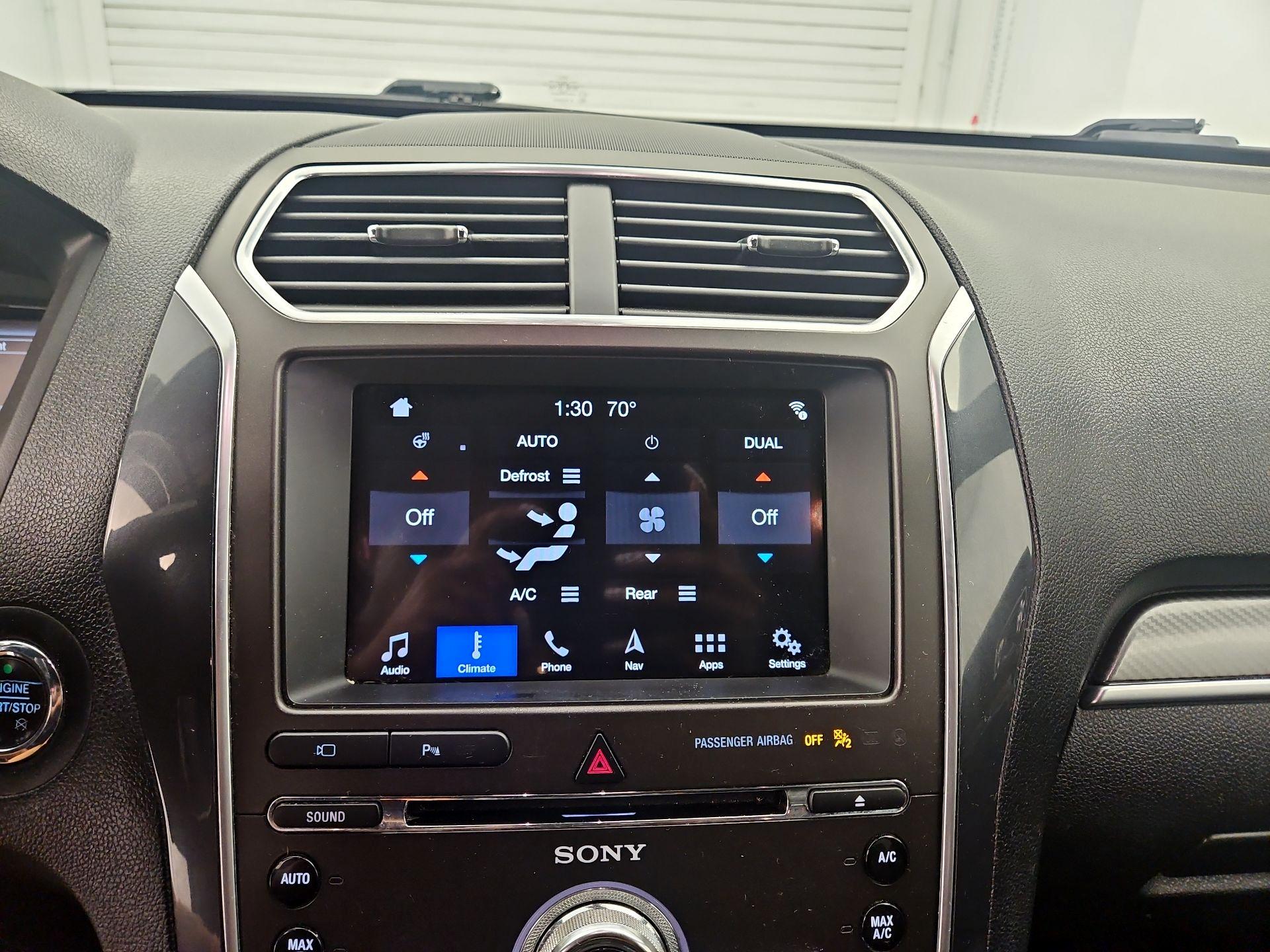 Thumbnail: 2018 Ford Explorer - 16