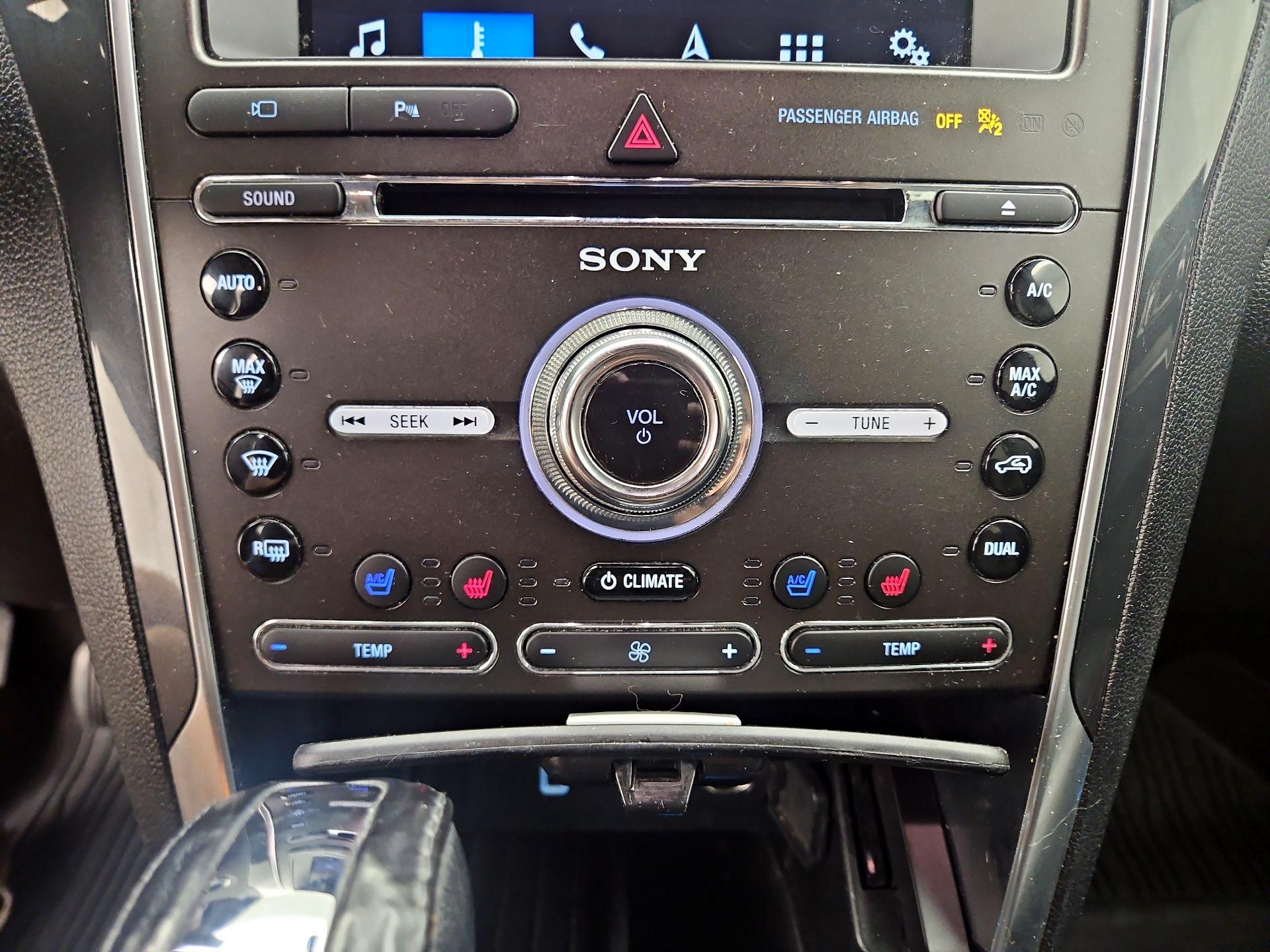 Thumbnail: 2018 Ford Explorer - 17