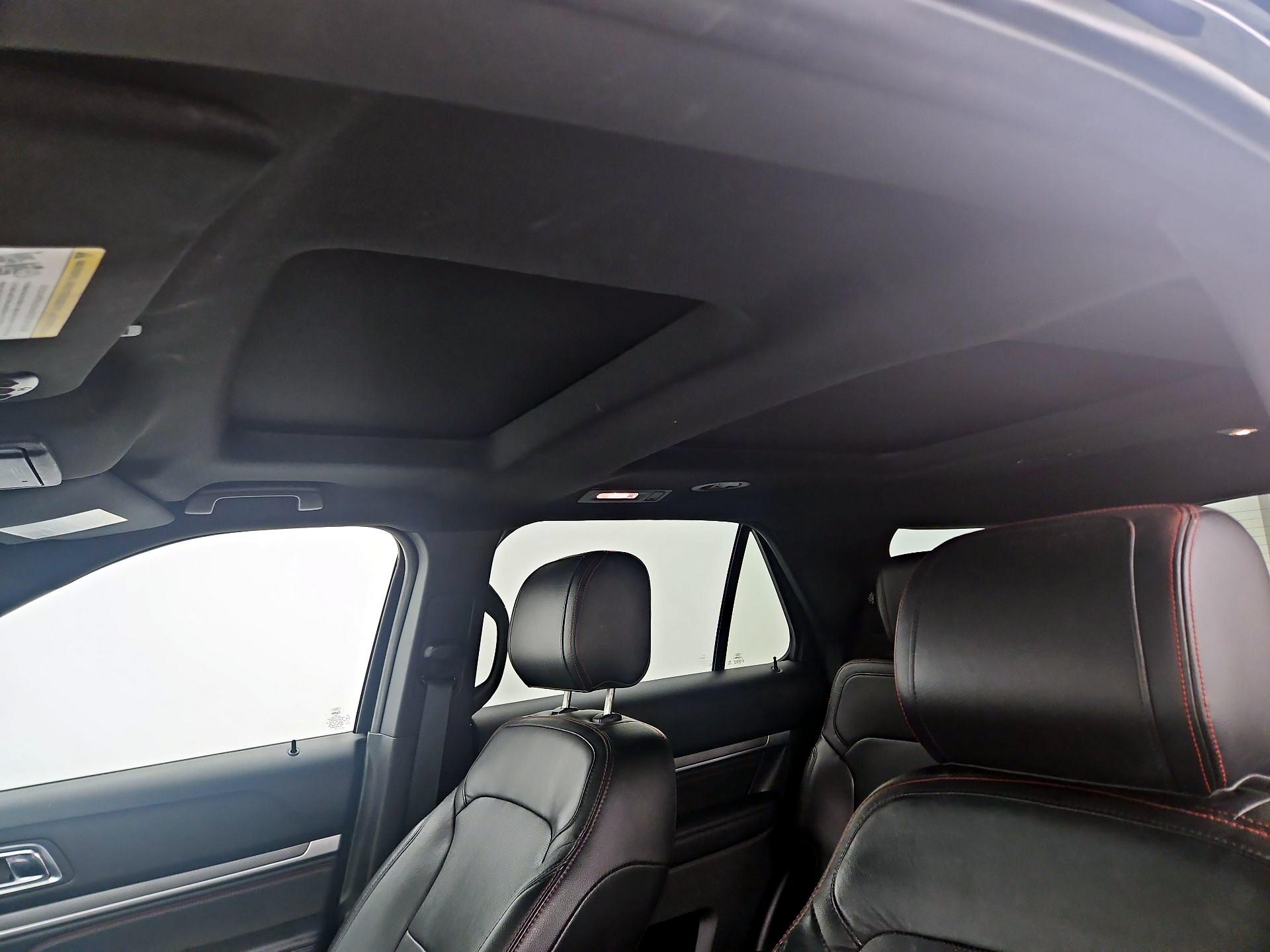 Thumbnail: 2018 Ford Explorer - 20