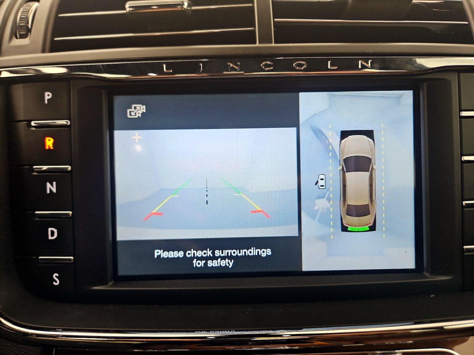 2019 Lincoln Continental Reserve - Photo 15