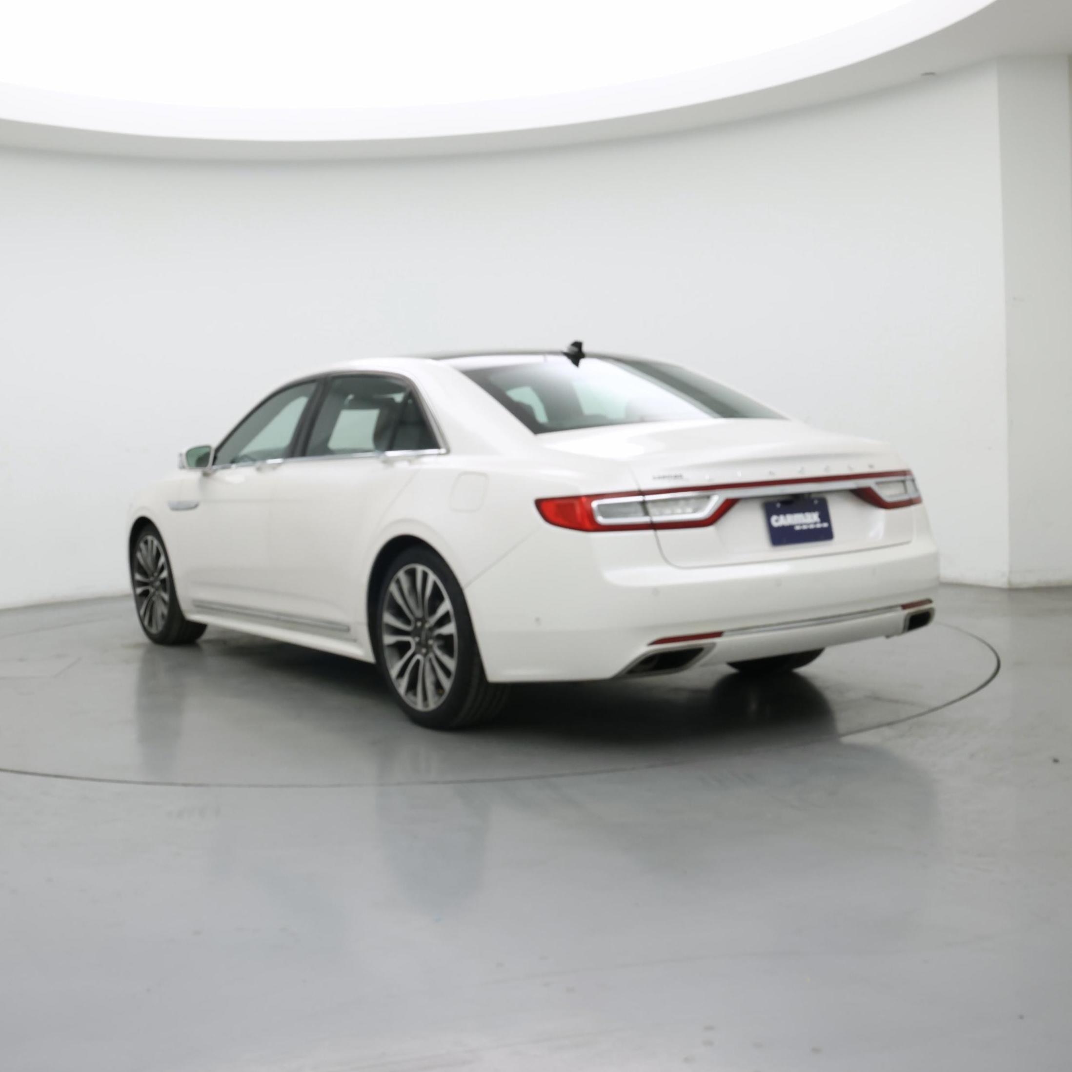 Thumbnail: 2019 Lincoln Continental - 2