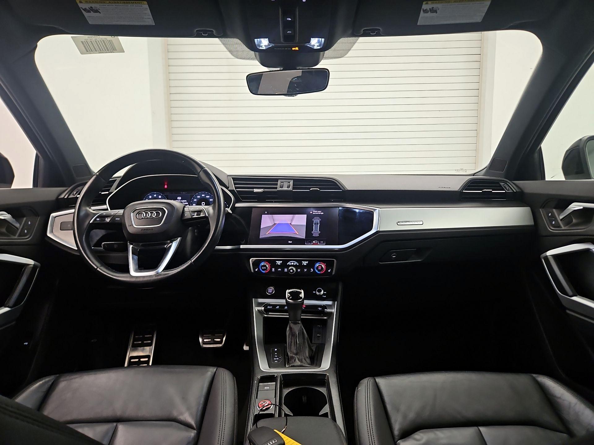 Thumbnail: 2020 Audi Q3 - 9