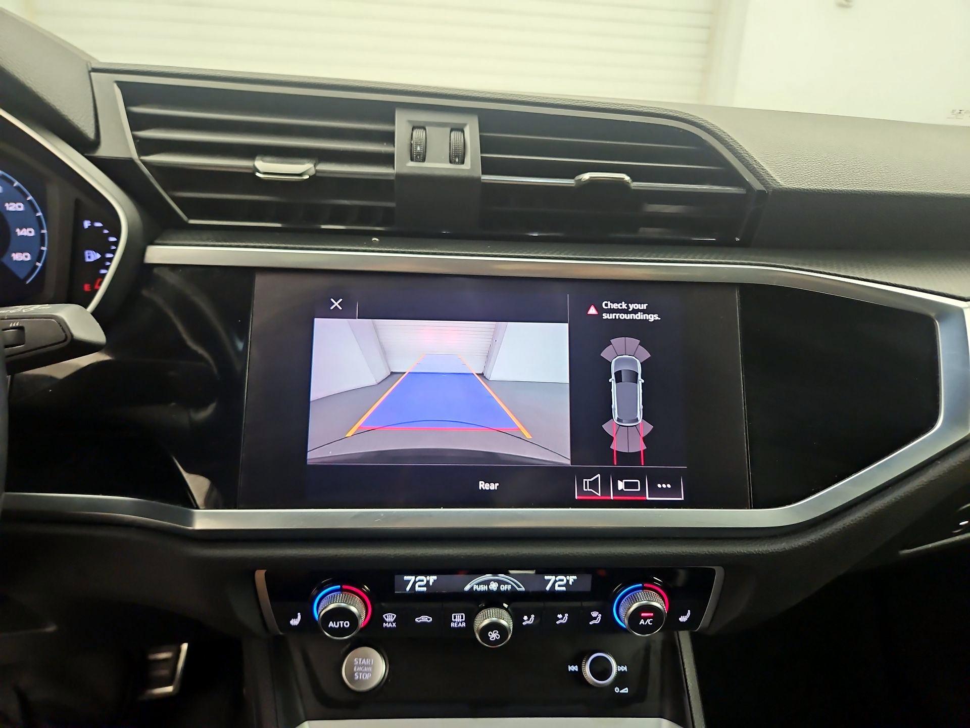 Thumbnail: 2020 Audi Q3 - 14