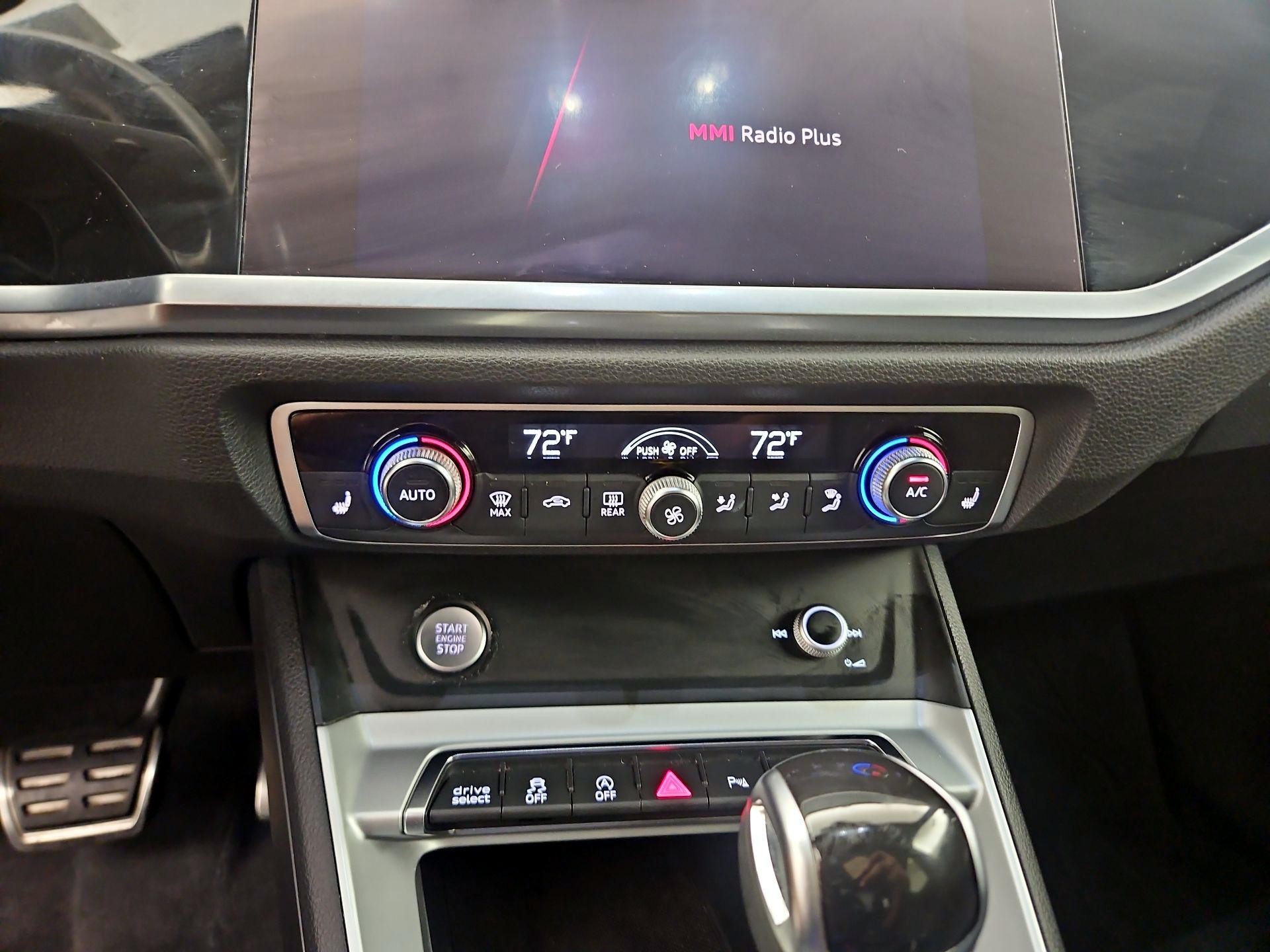 Thumbnail: 2020 Audi Q3 - 16