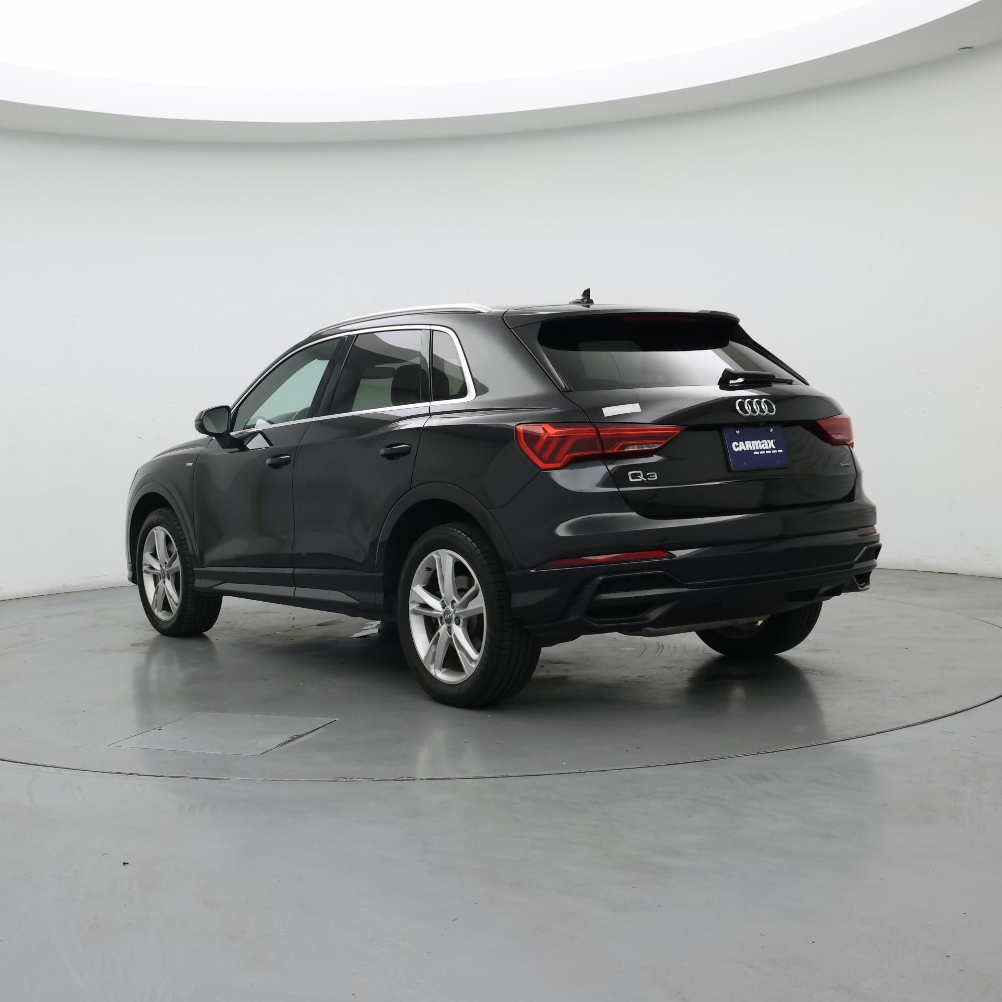 Thumbnail: 2020 Audi Q3 - 2